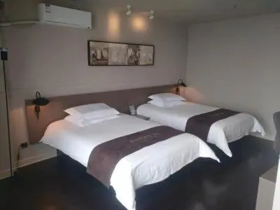 Bed in Jinjiang Inn Select Xuzhou High-speed Railway Huaihai Huanqiugang Branch