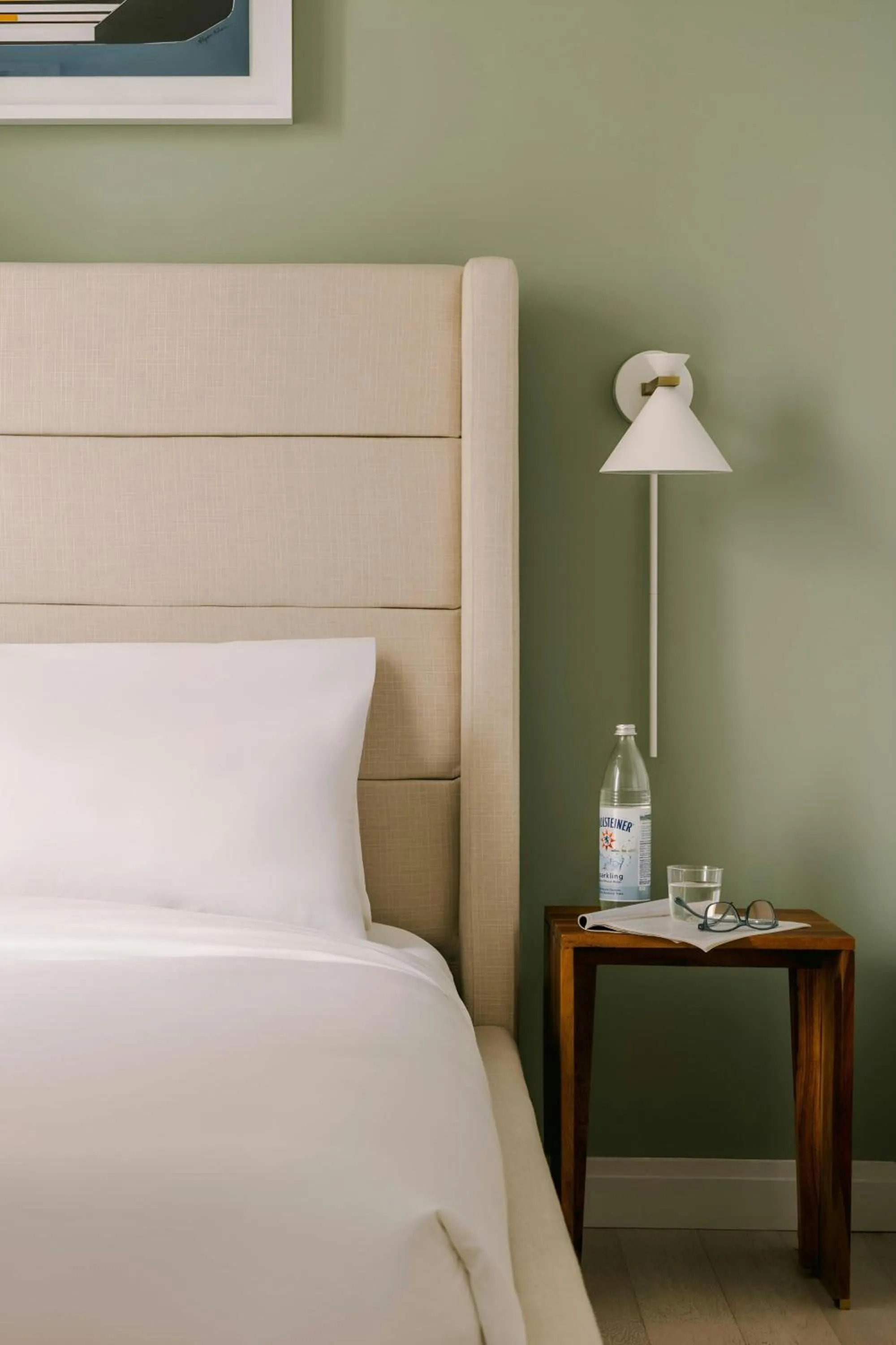 Photo of the whole room, Bed in Sonder by Marriott Bonvoy Battery Park Apartments Financial District