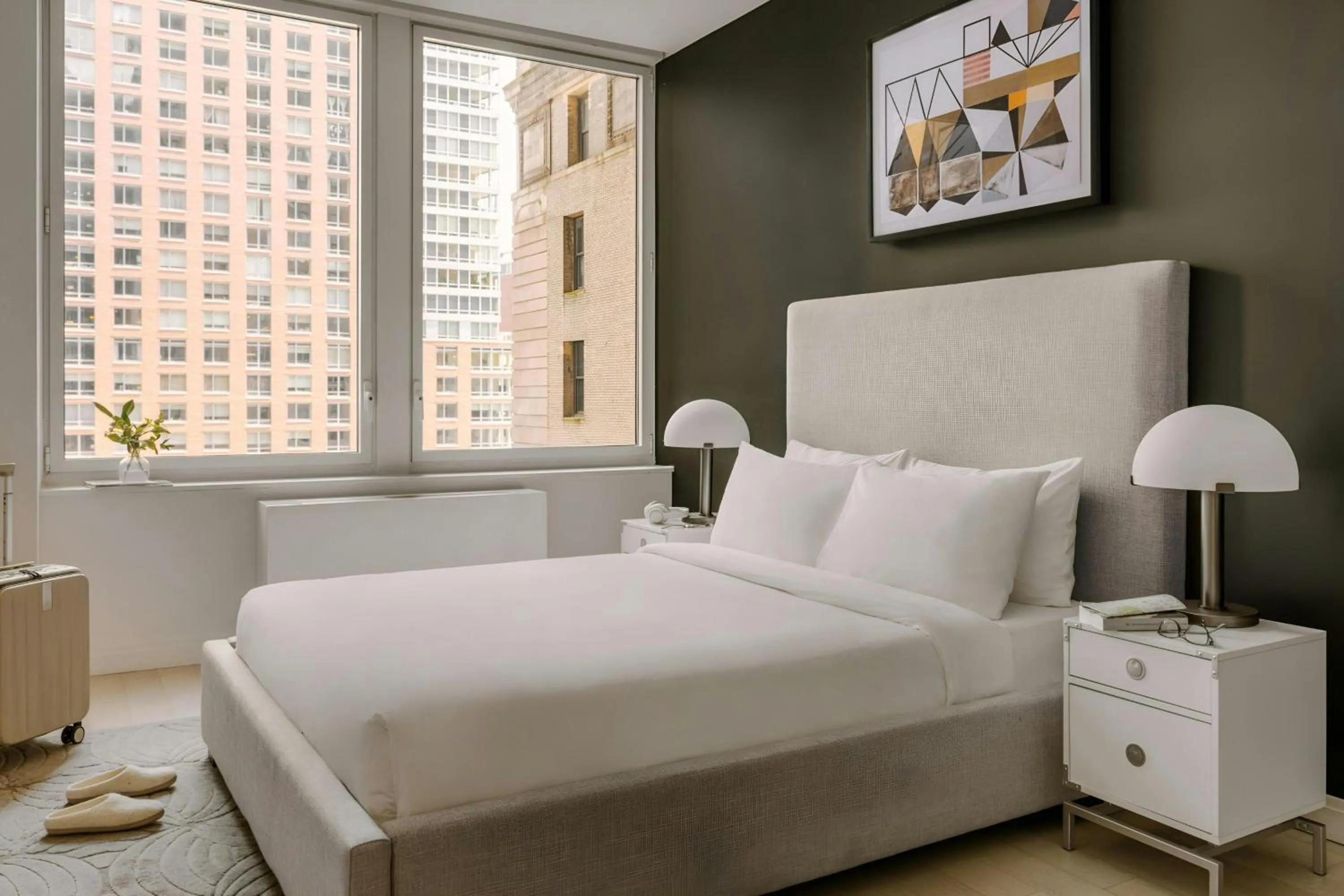 Bedroom, Bed in Sonder by Marriott Bonvoy Battery Park Apartments Financial District