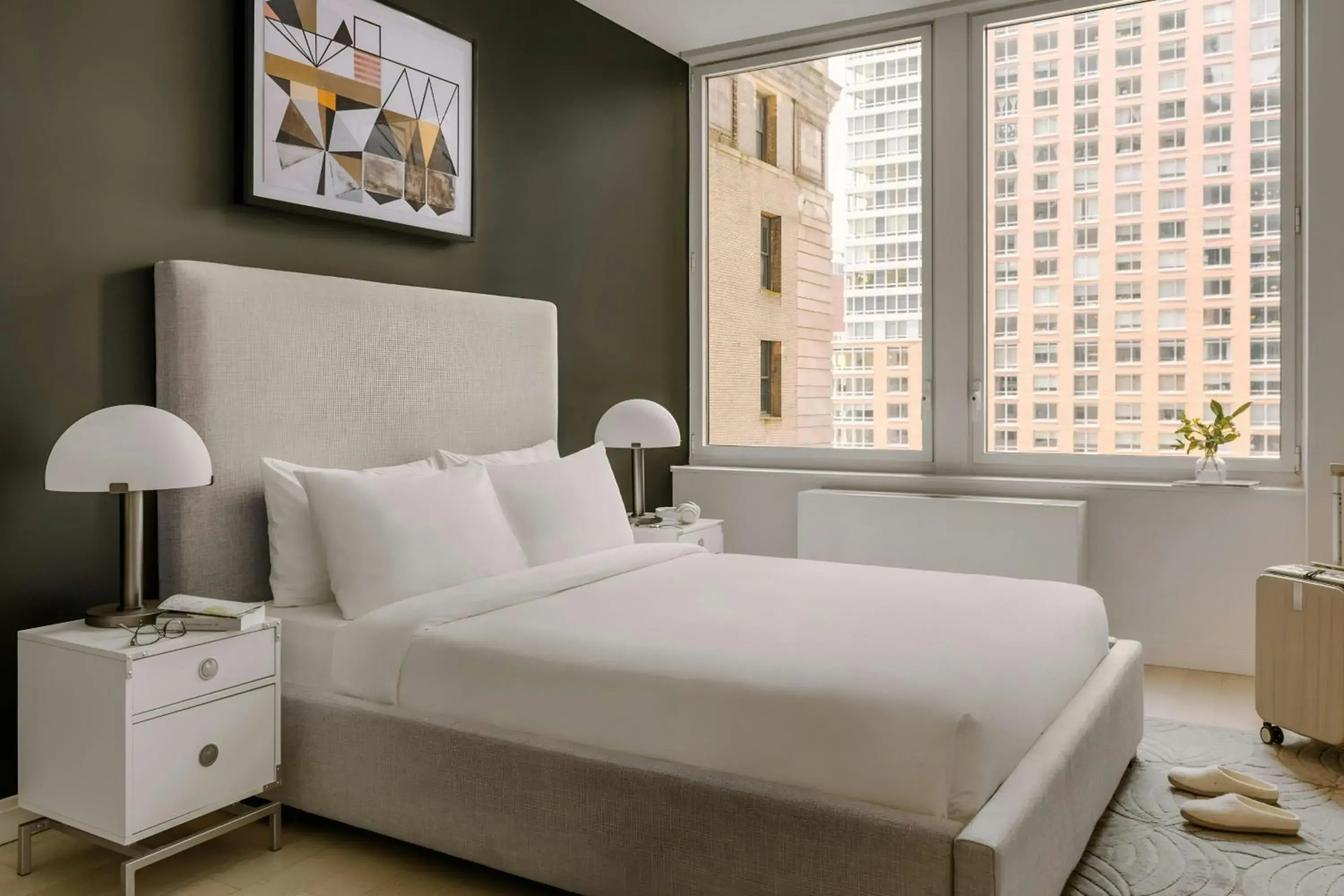 One-Bedroom Apartment with Queen and Sofa Bed and Park View in Sonder by Marriott Bonvoy Battery Park Apartments Financial District One-Bedroom Apartment with Queen and Sofa Bed and Park View in Sonder by Marriott Bonvoy Battery Park Apartments Financial District