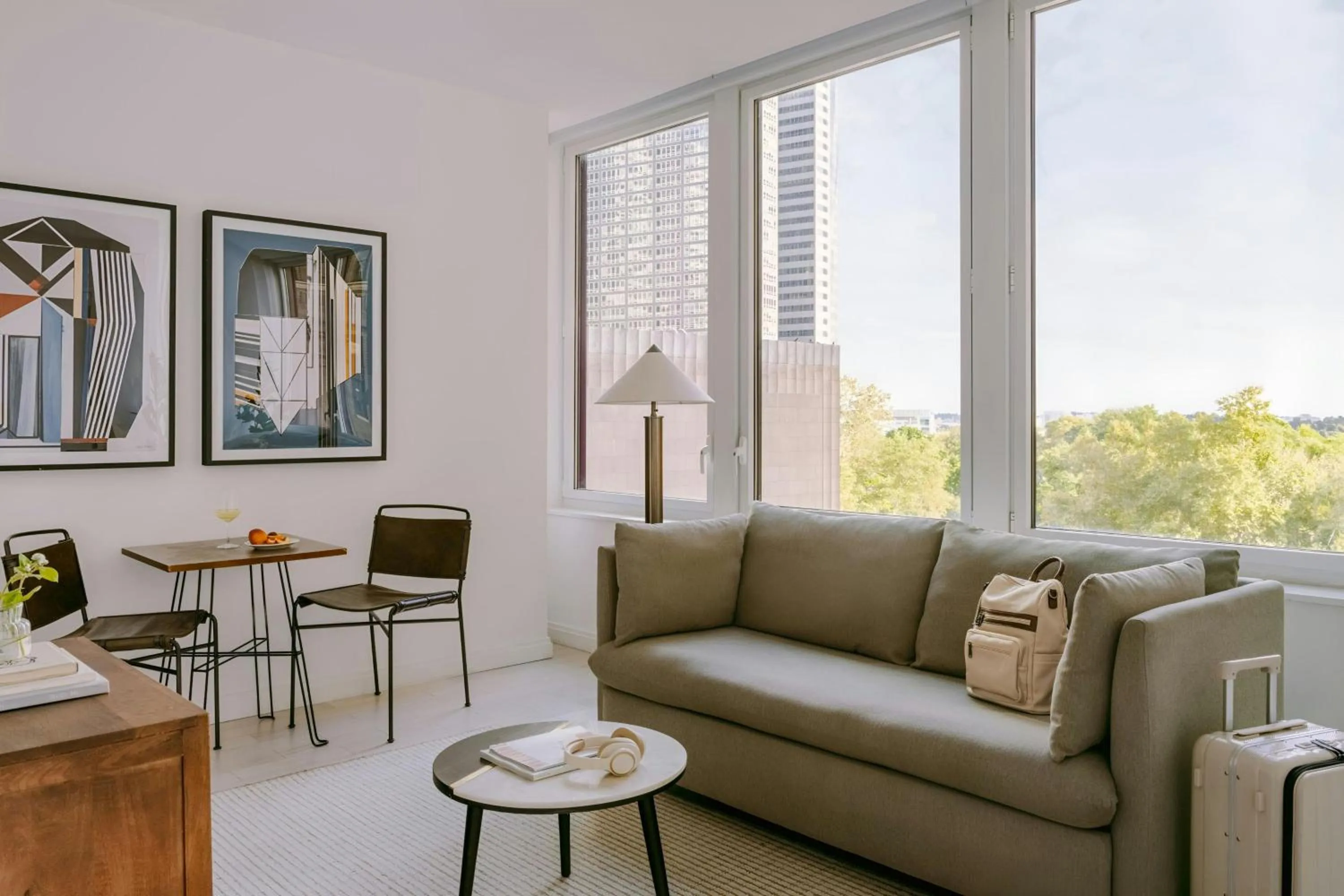 Living room in Sonder by Marriott Bonvoy Battery Park Apartments Financial District