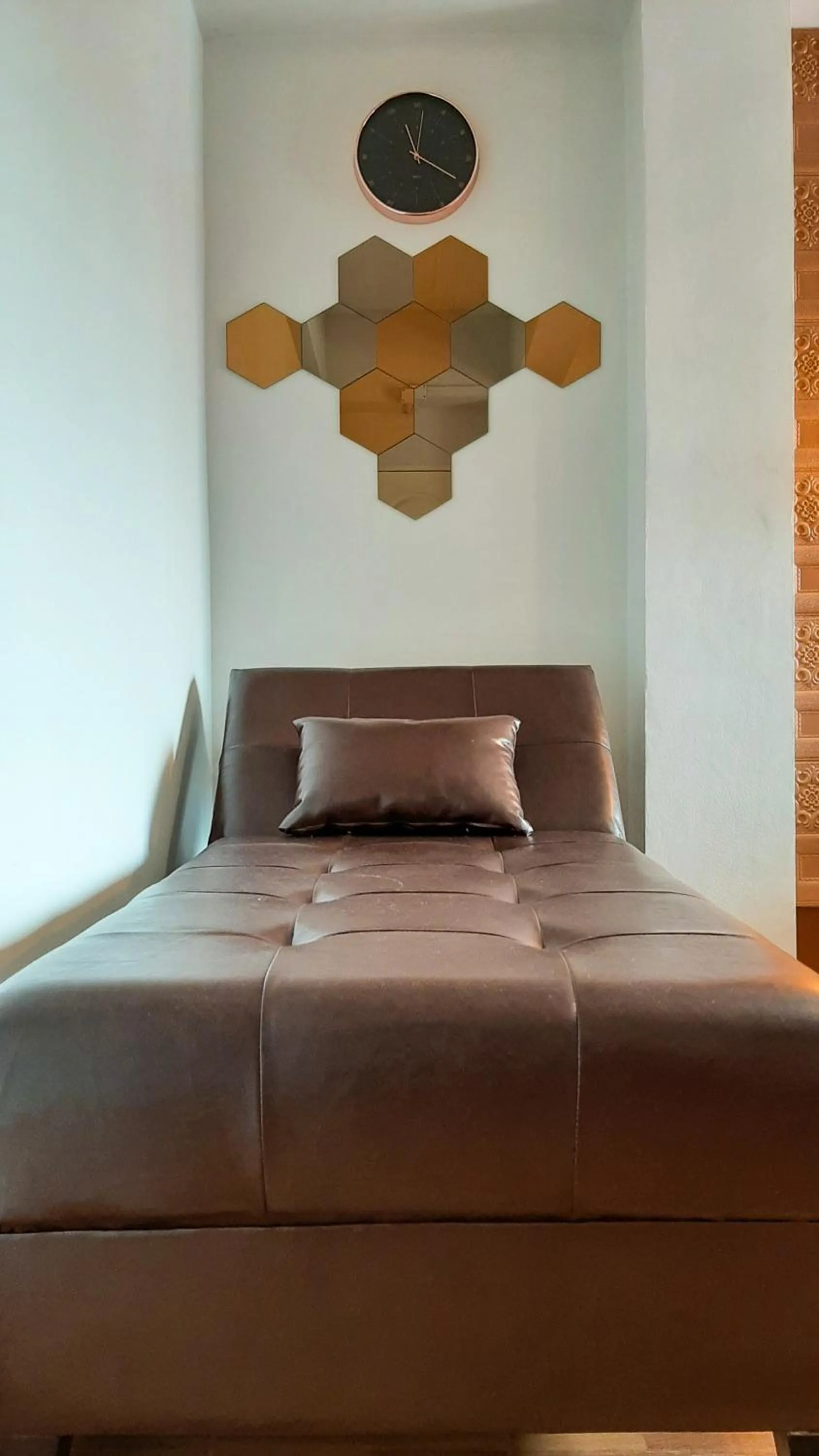 Bedroom, Bed in Pranot Apartment & Spa