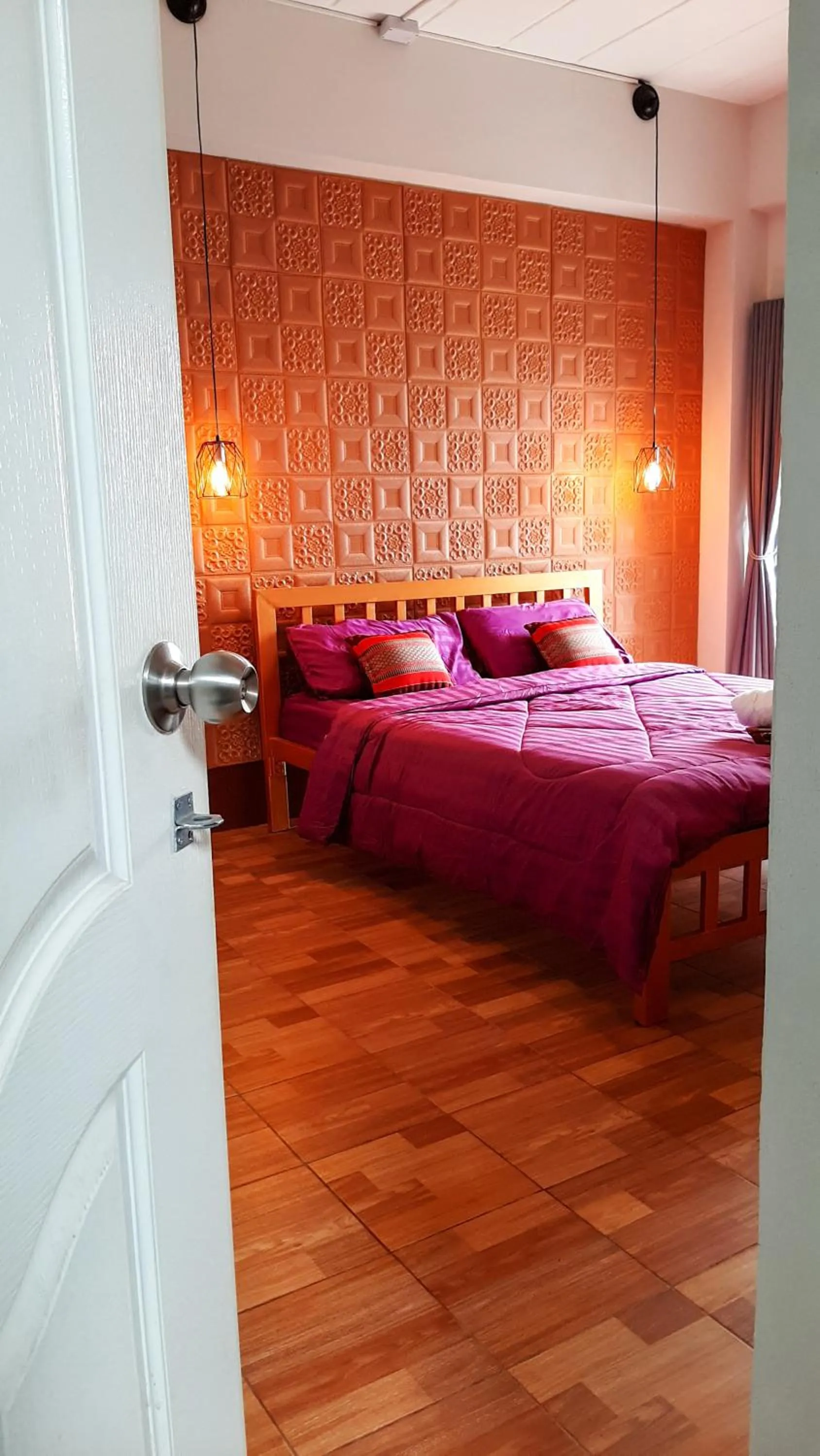 Photo of the whole room, Bed in Pranot Apartment & Spa