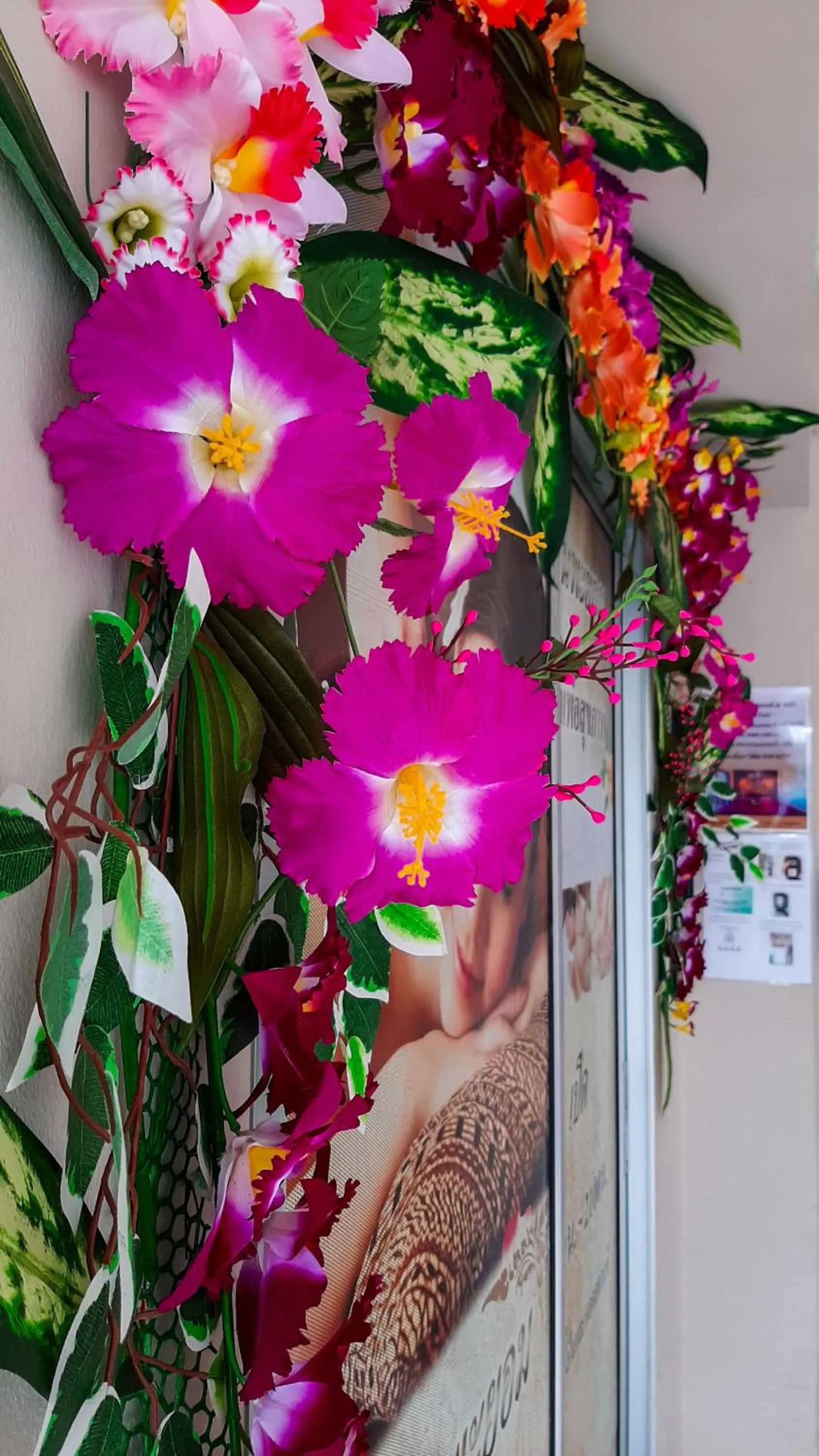 Property building in Pranot Apartment & Spa