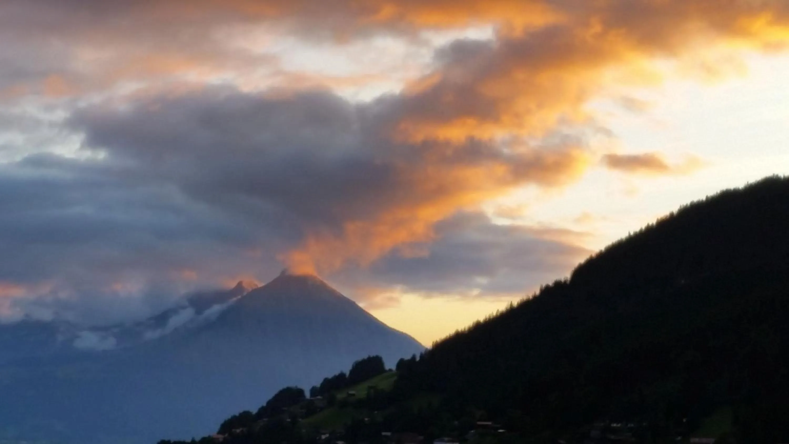 Mountain view in Hotel Fassbind Beausite