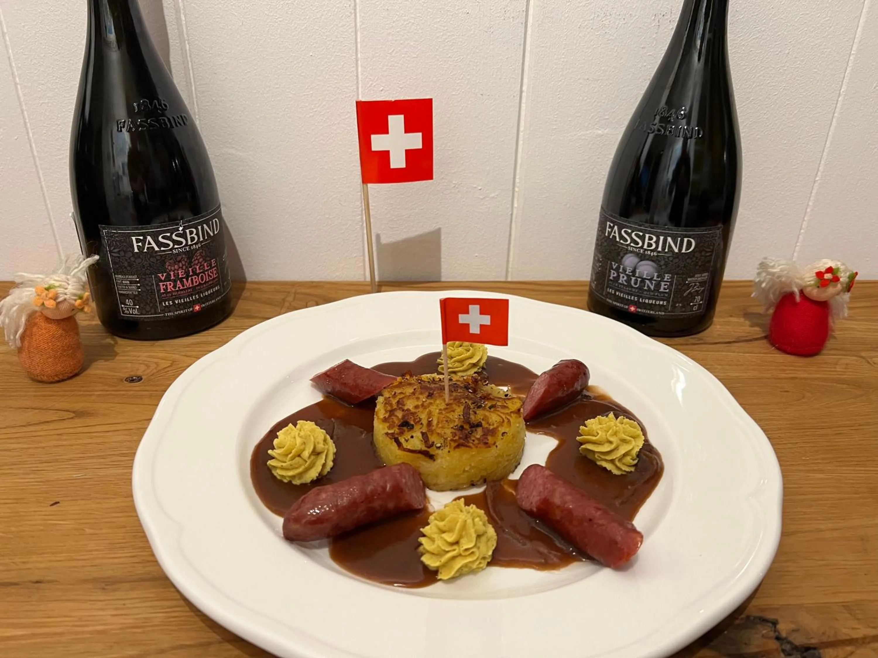 Restaurant/places to eat in Hotel Fassbind Beausite