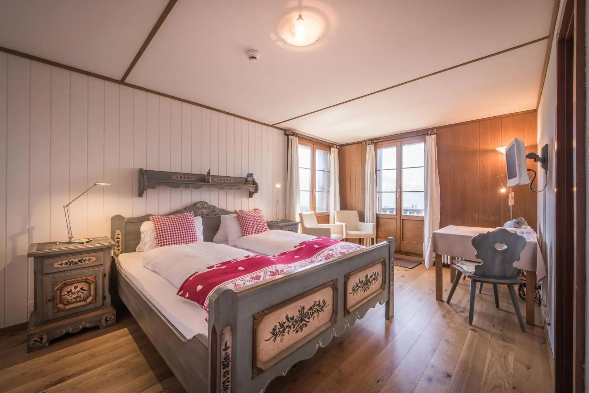 Double Room with Lake View in Hotel Fassbind Beausite Double Room with Lake View in Hotel Fassbind Beausite