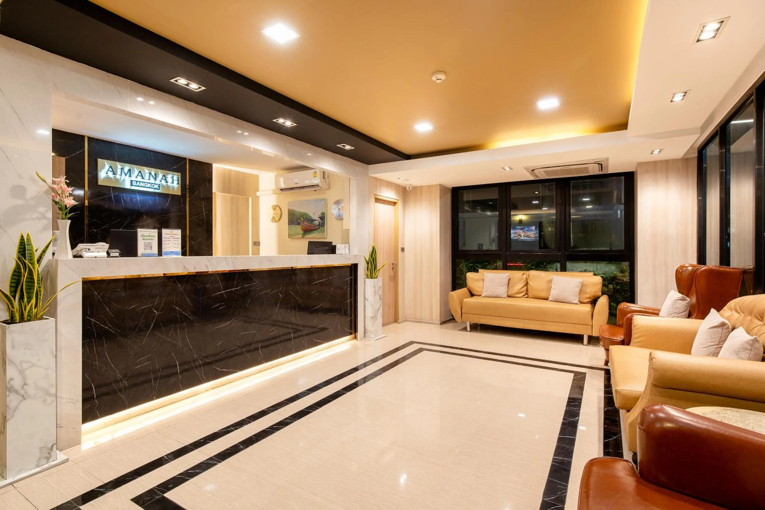 Lobby or reception in Amanah Bangkok Hotel