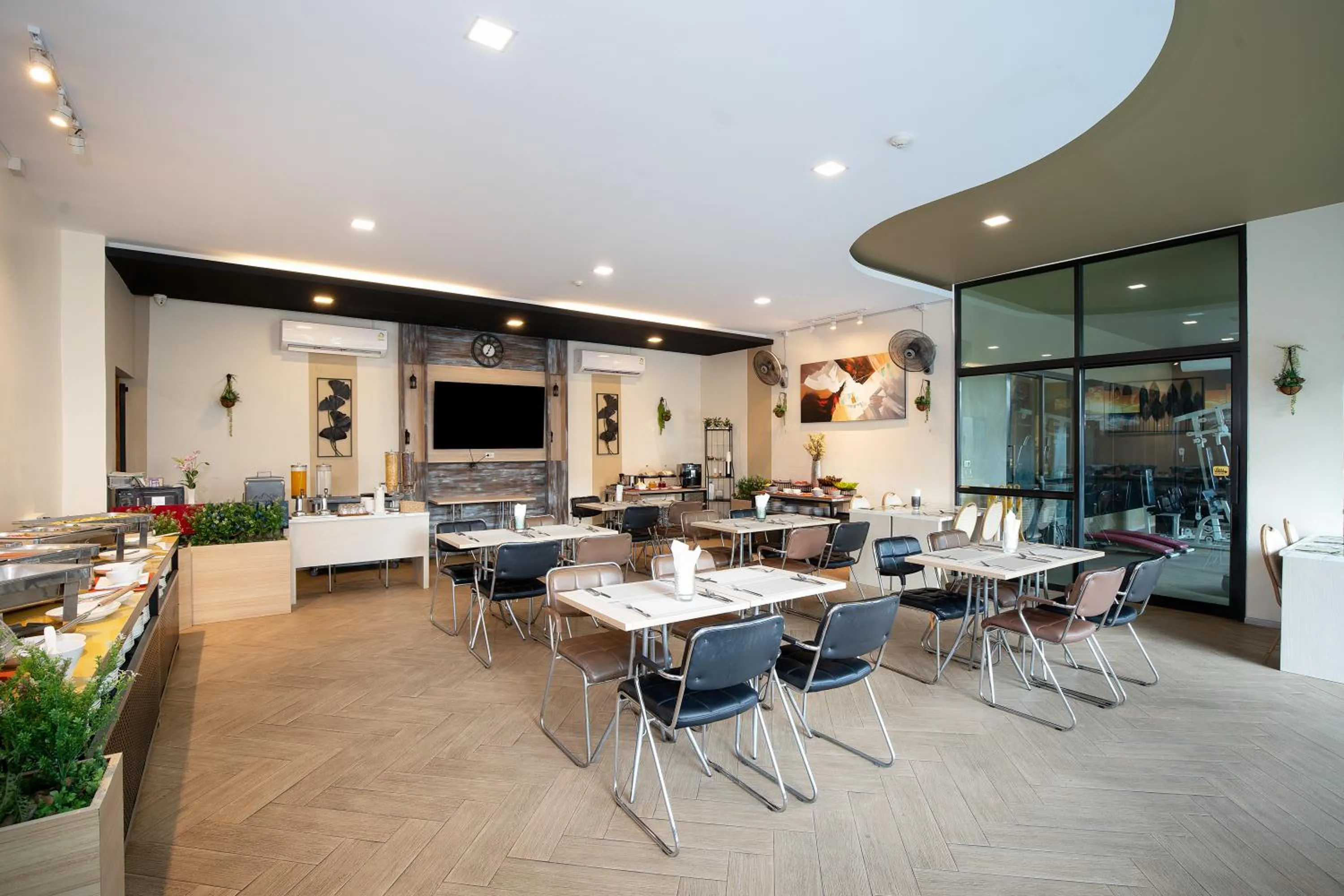 Restaurant/places to eat in Amanah Bangkok Hotel