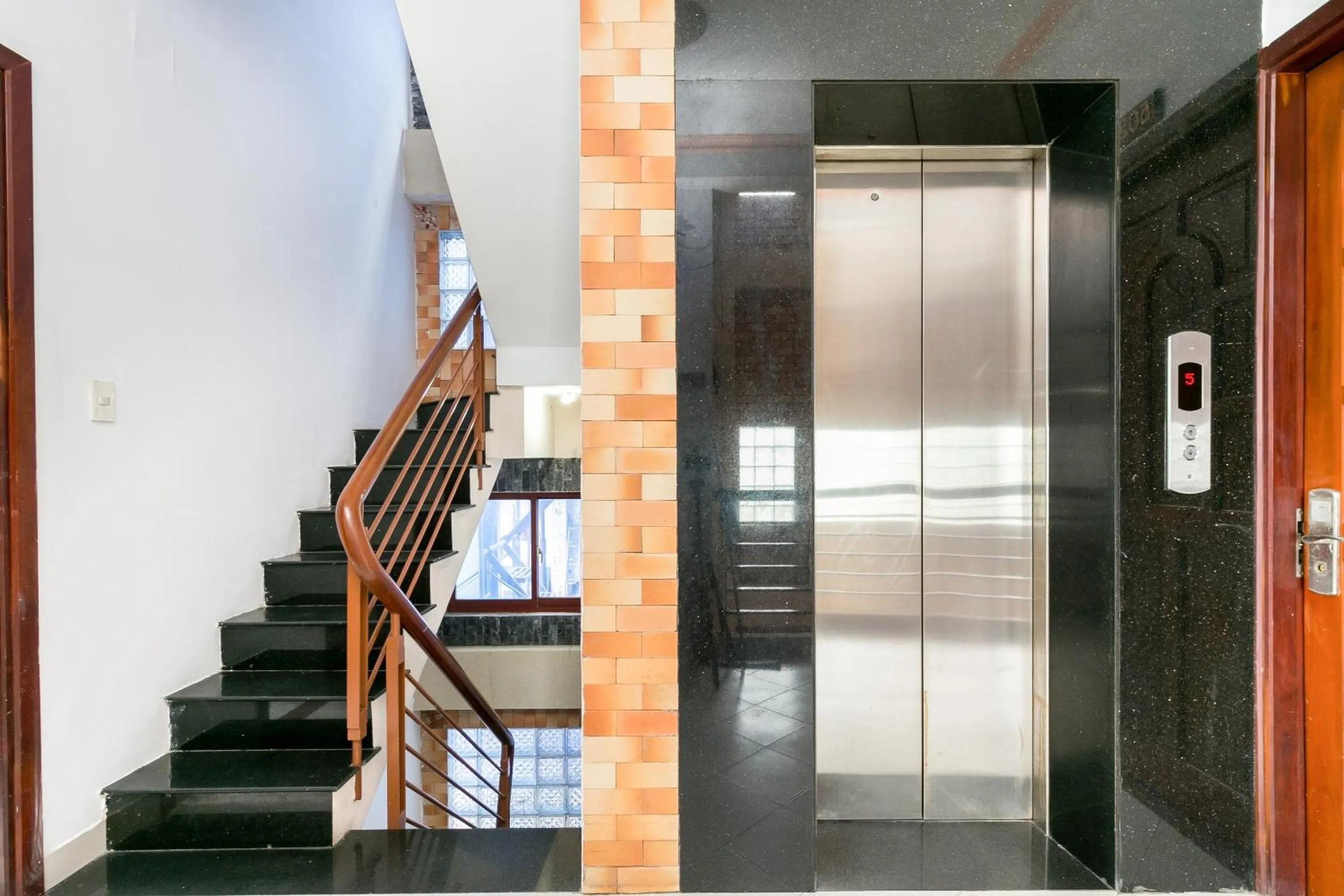 Lobby or reception in Vien Ngoc Xanh Hotel