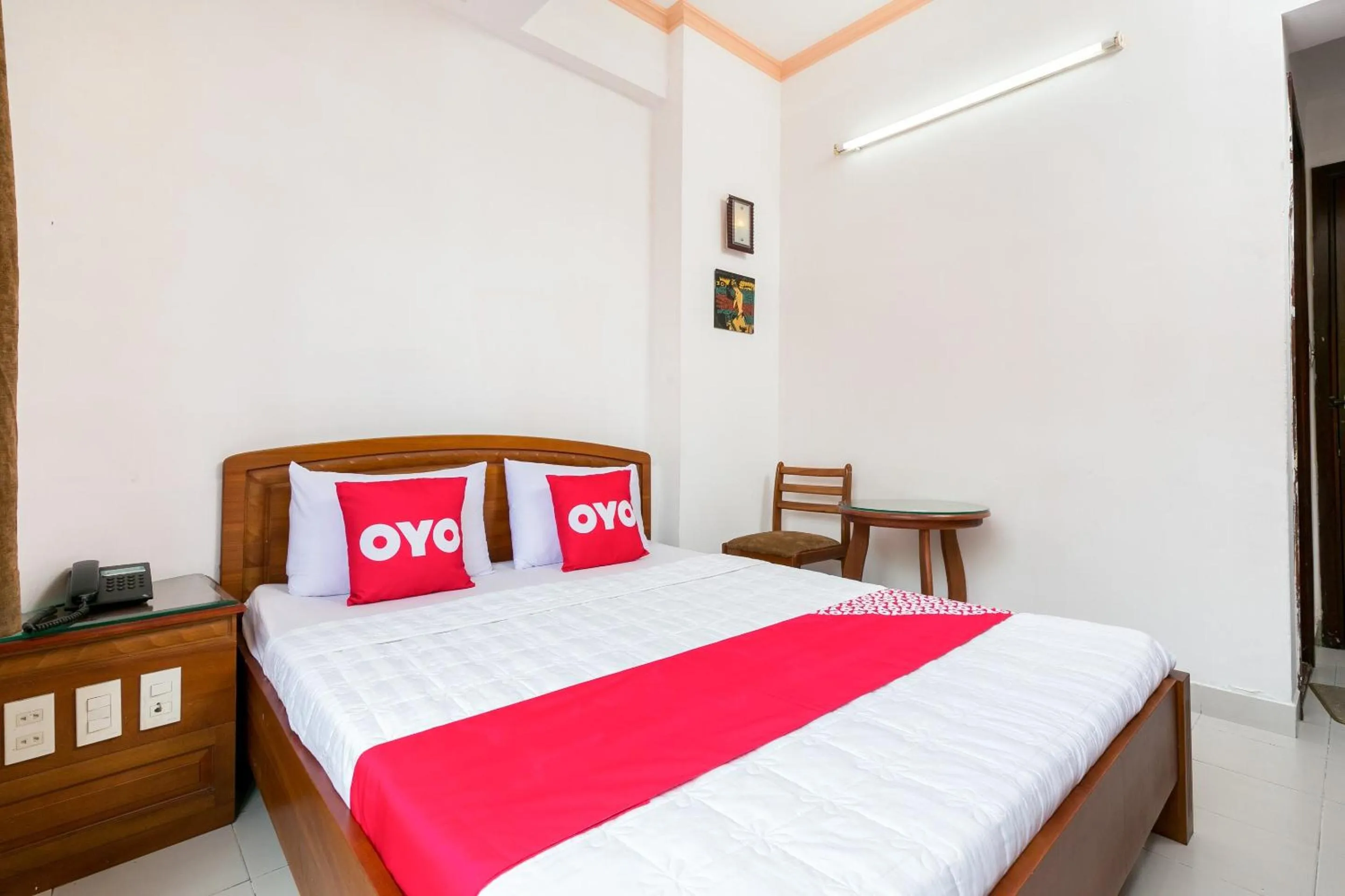 Bedroom, Bed in Vien Ngoc Xanh Hotel