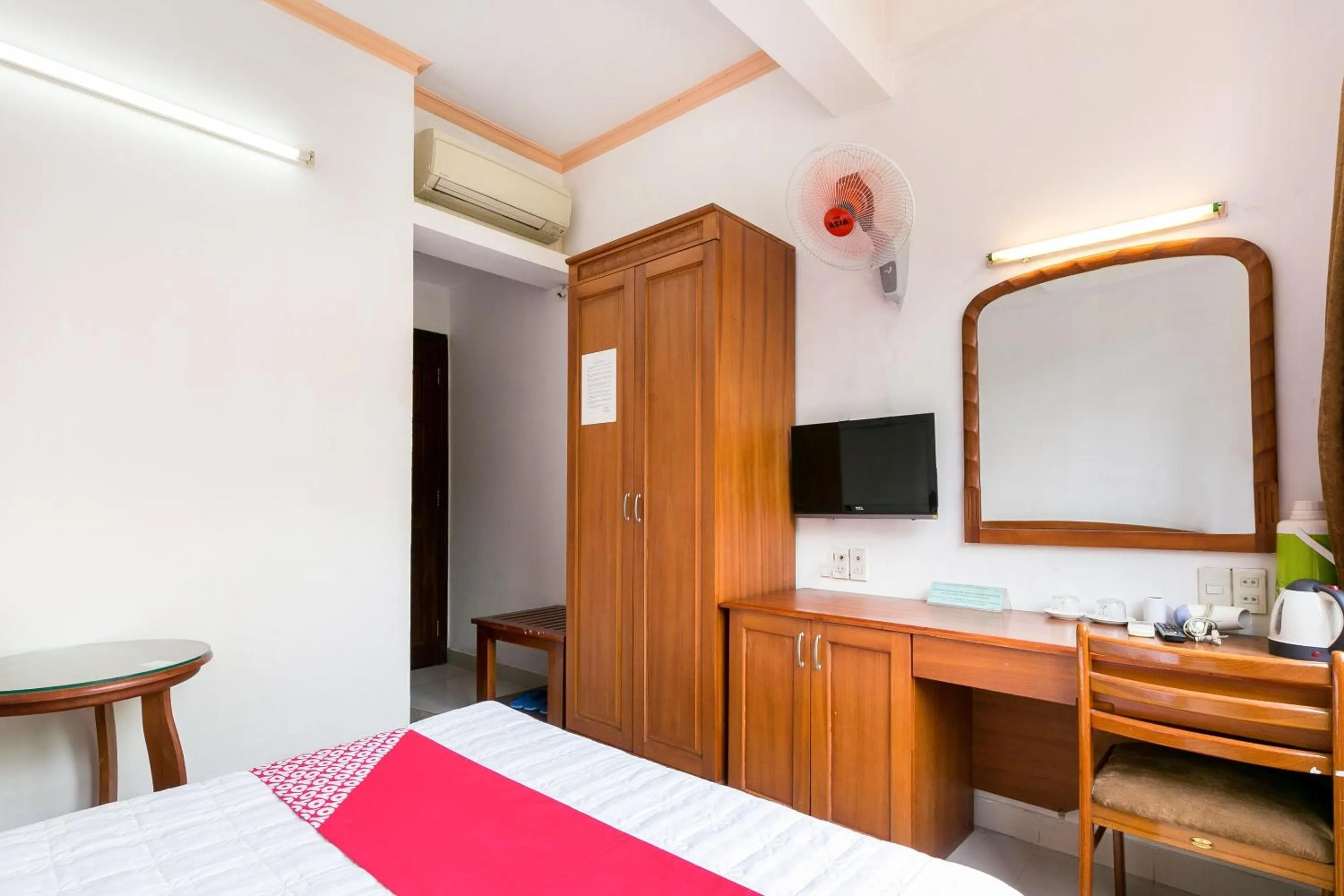 Bedroom, Bed in Vien Ngoc Xanh Hotel