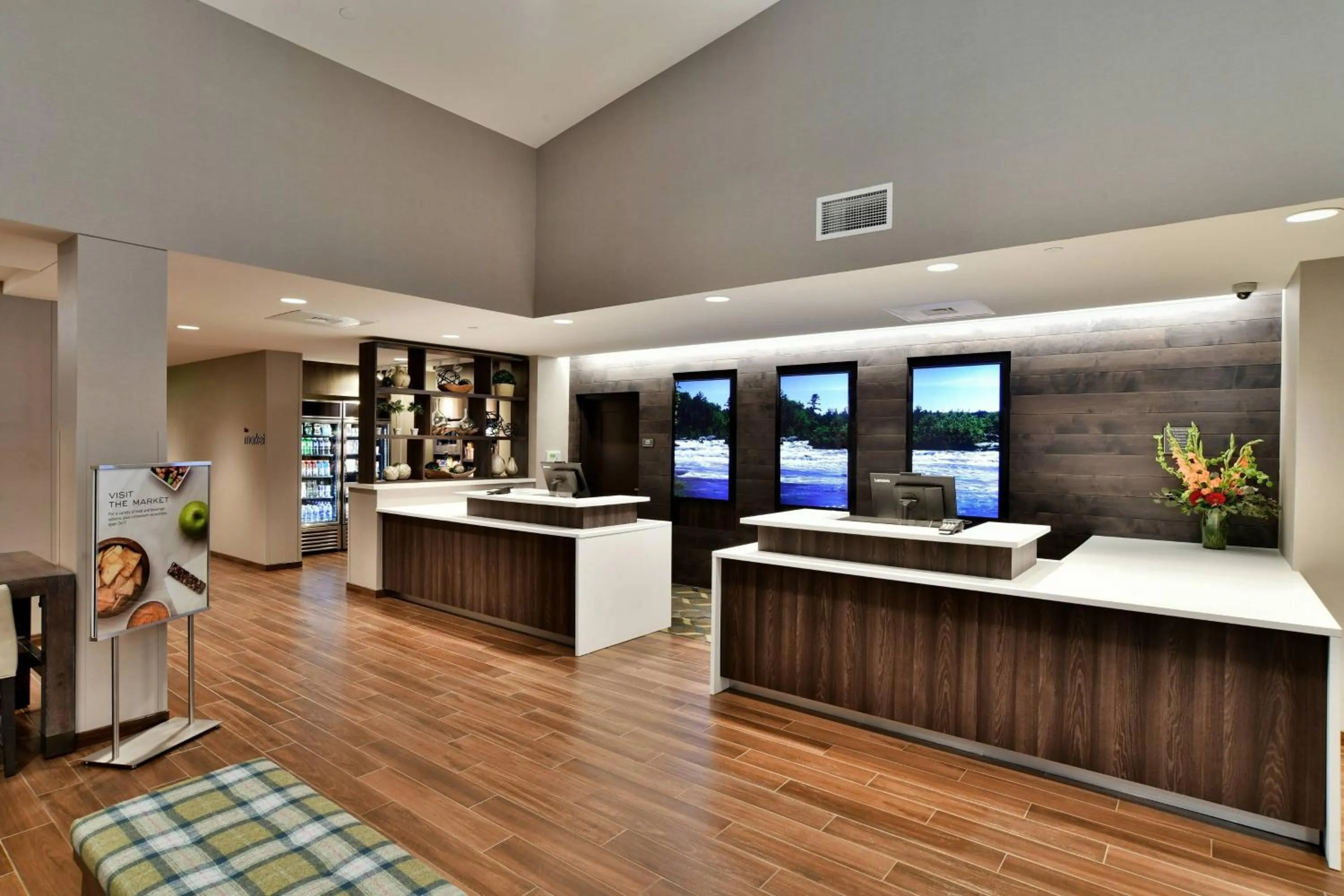 Lobby or reception in Residence Inn by Marriott Eau Claire