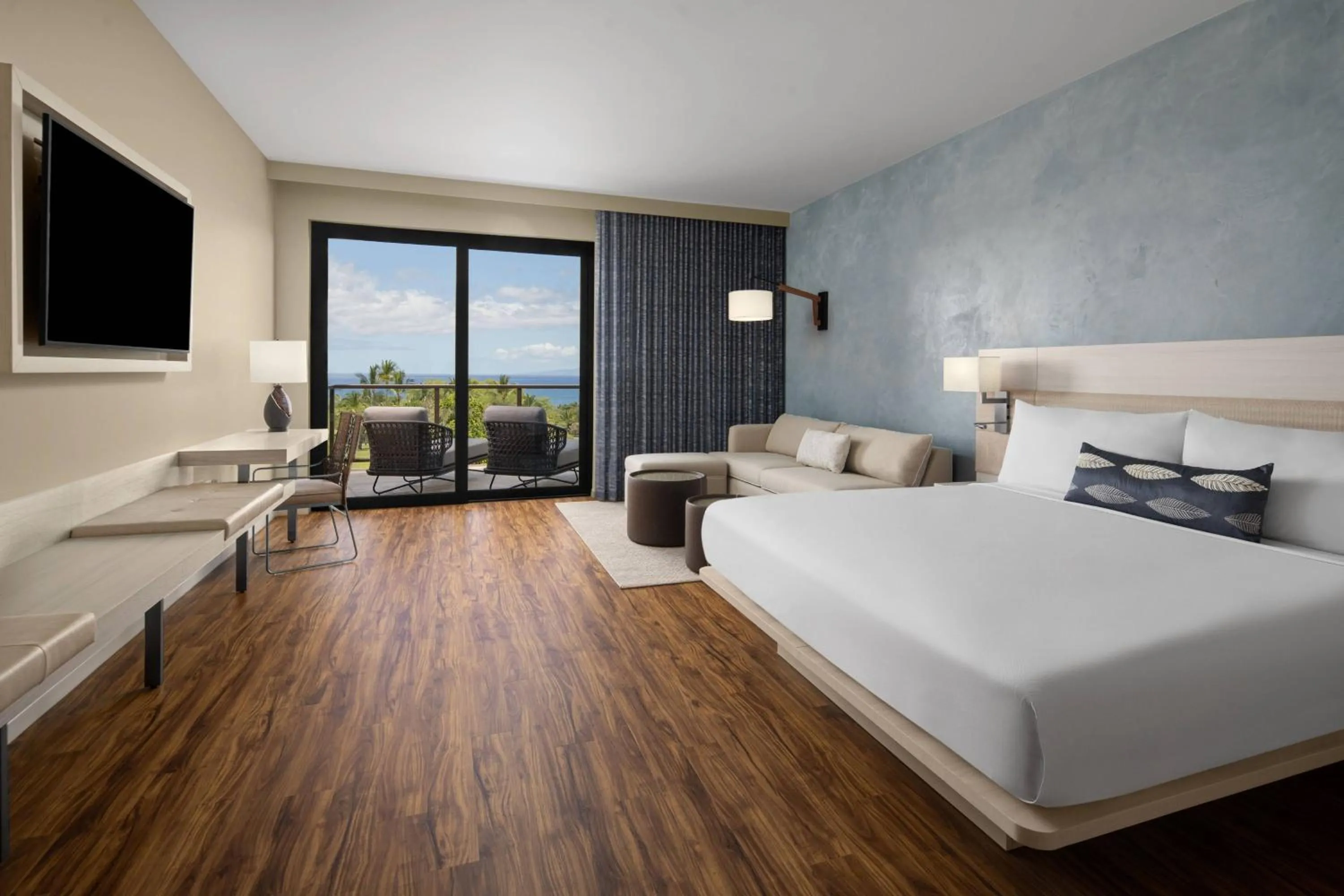 Bedroom, Bed in AC Hotel by Marriott Maui Wailea