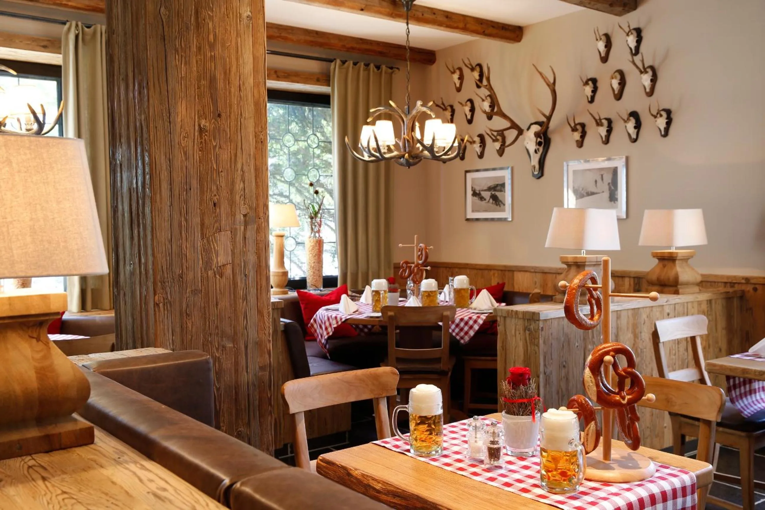 Restaurant/places to eat in Parkhotel Wittekindshof