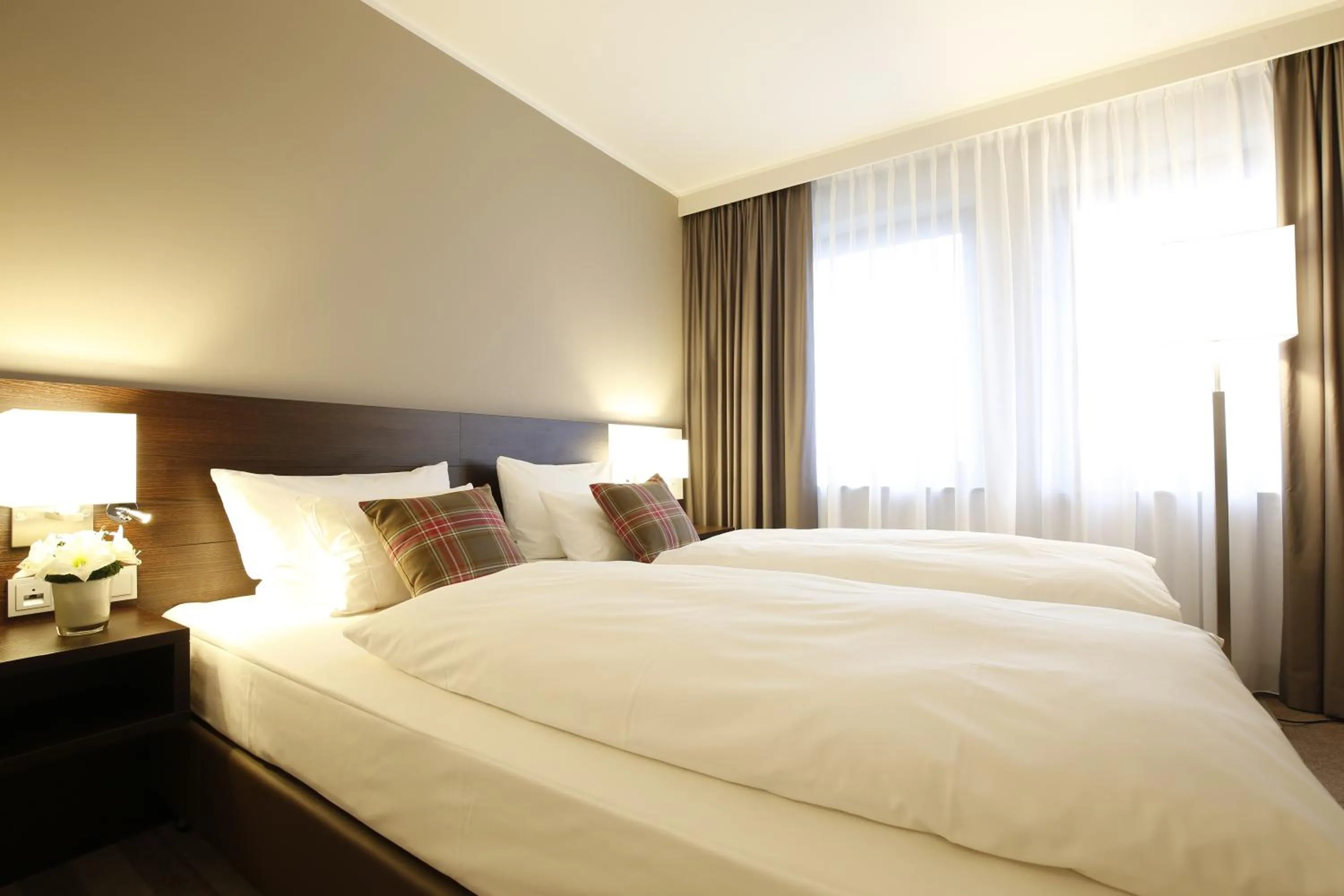 Photo of the whole room, Bed in Parkhotel Wittekindshof