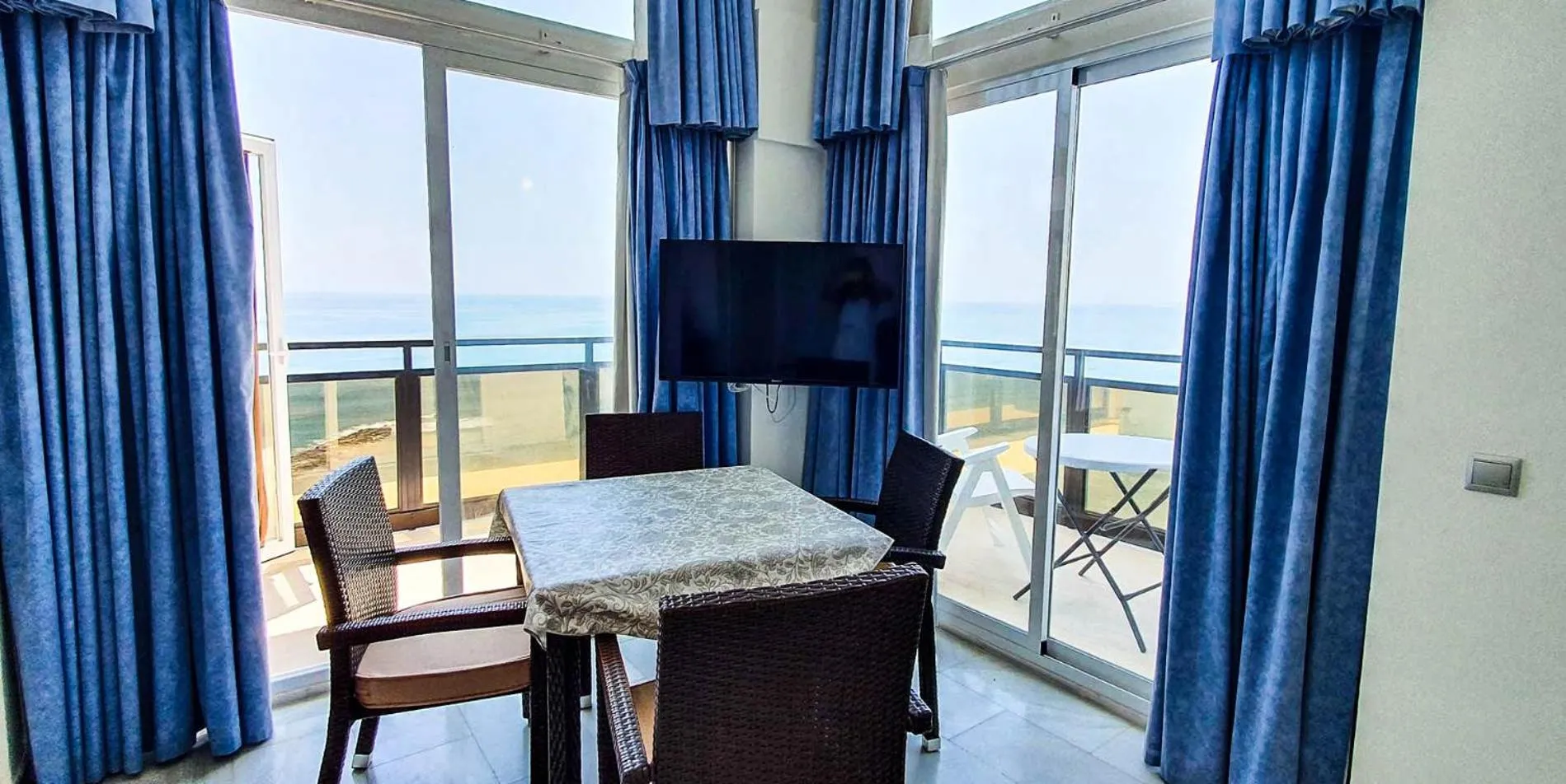 Skol 715. Spectacular Corner Duplex Apartment in Marbella