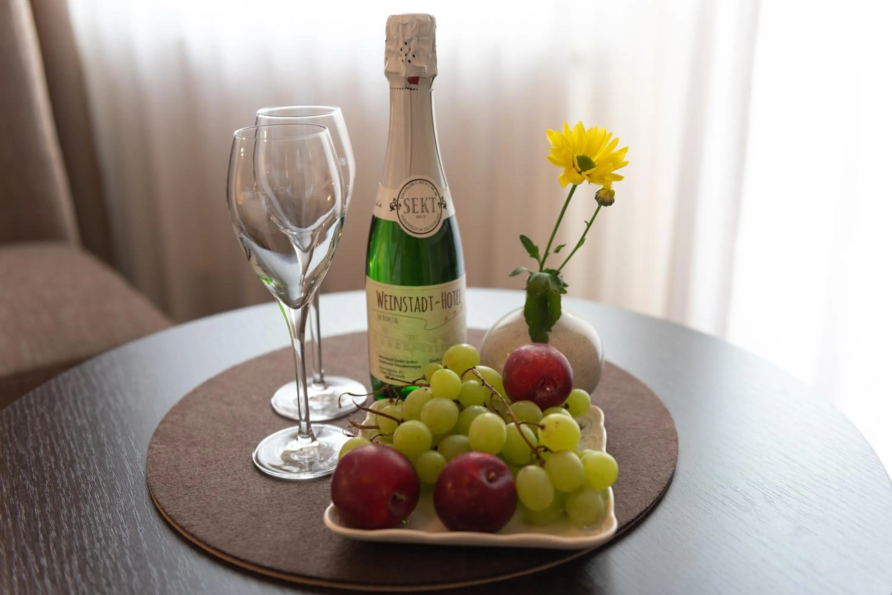 Food and drinks in Weinstadt Hotel - das Original