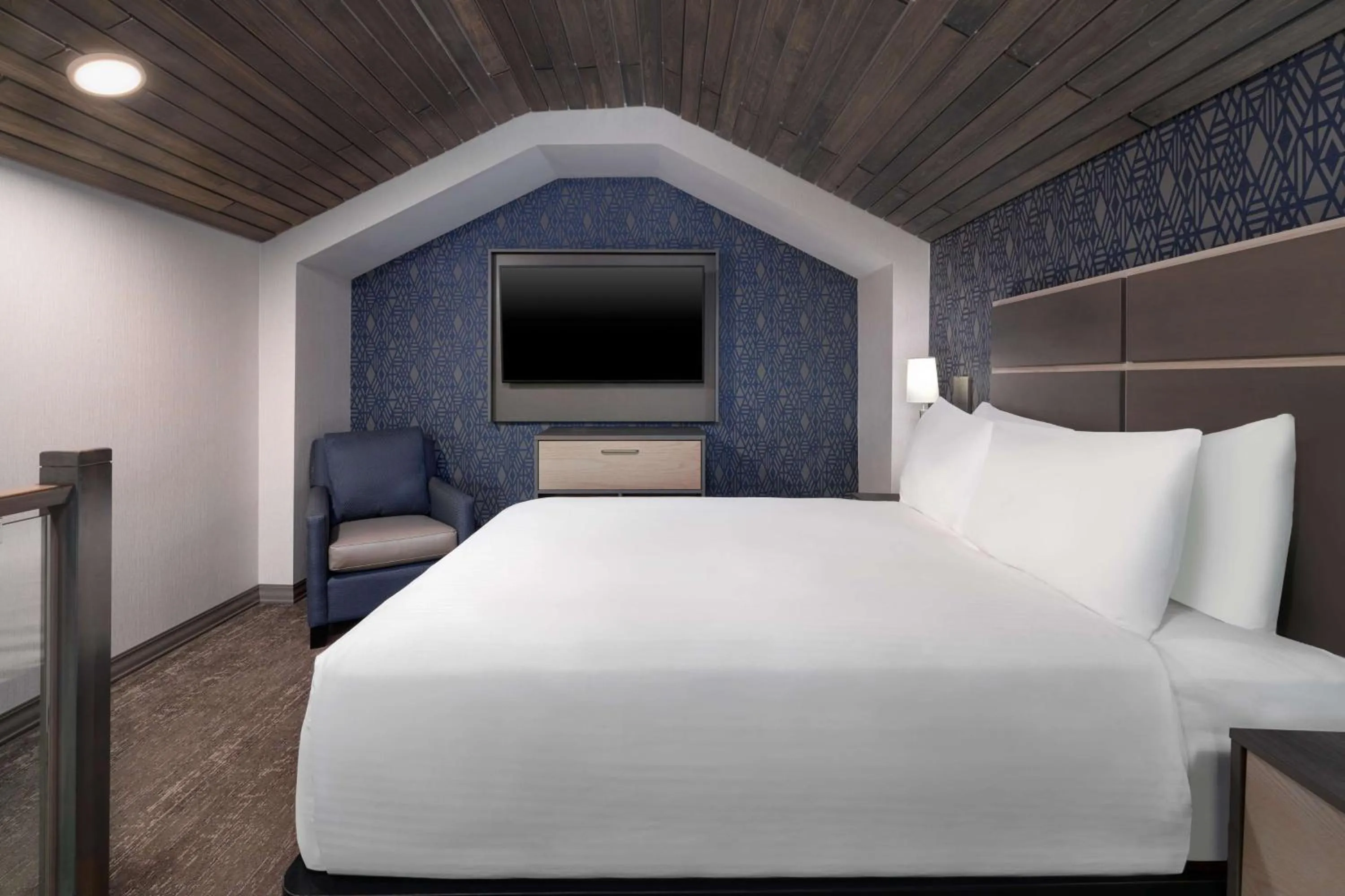 Bed in Best Western Plus Prince George