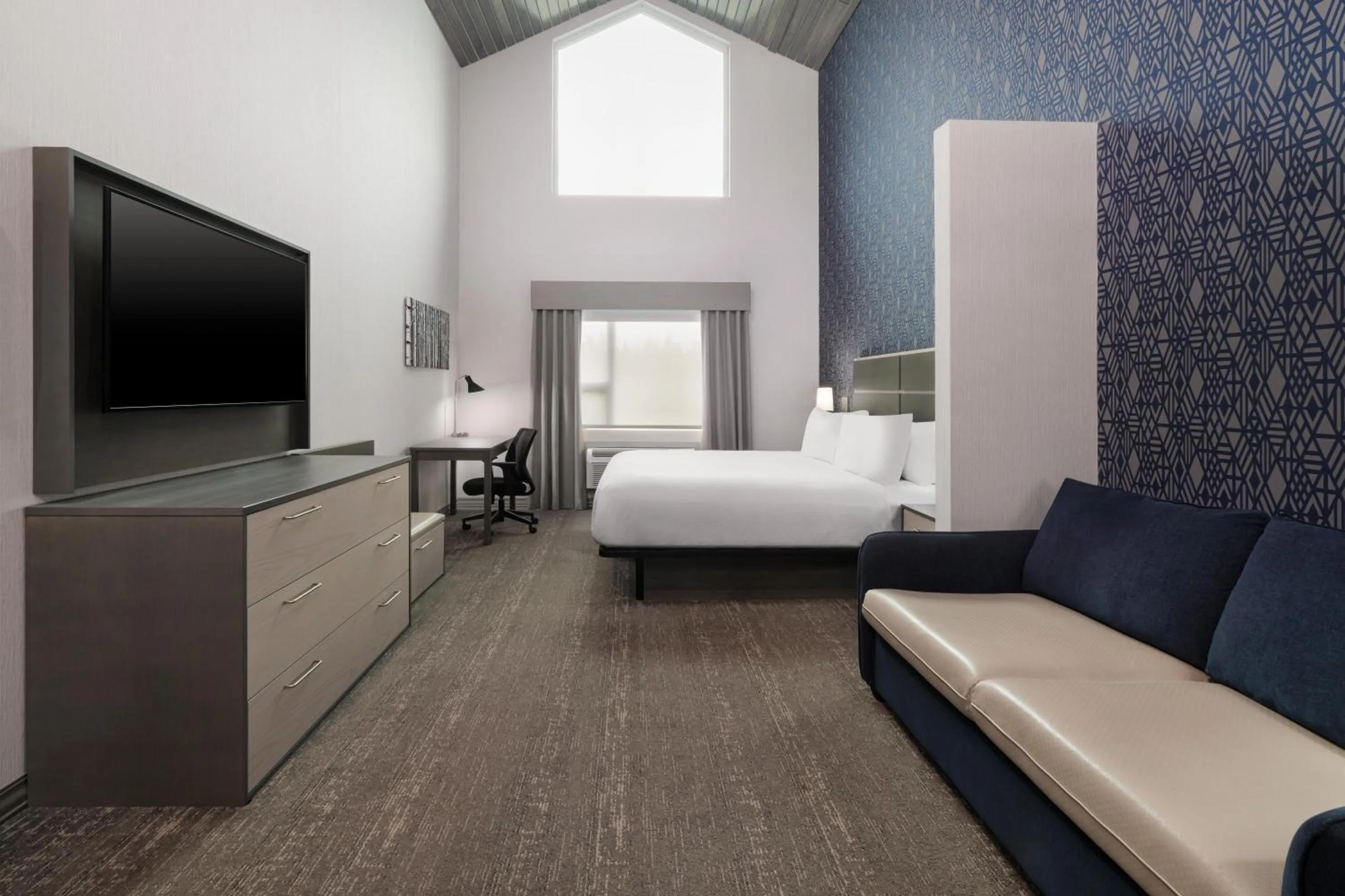 Bed in Best Western Plus Prince George