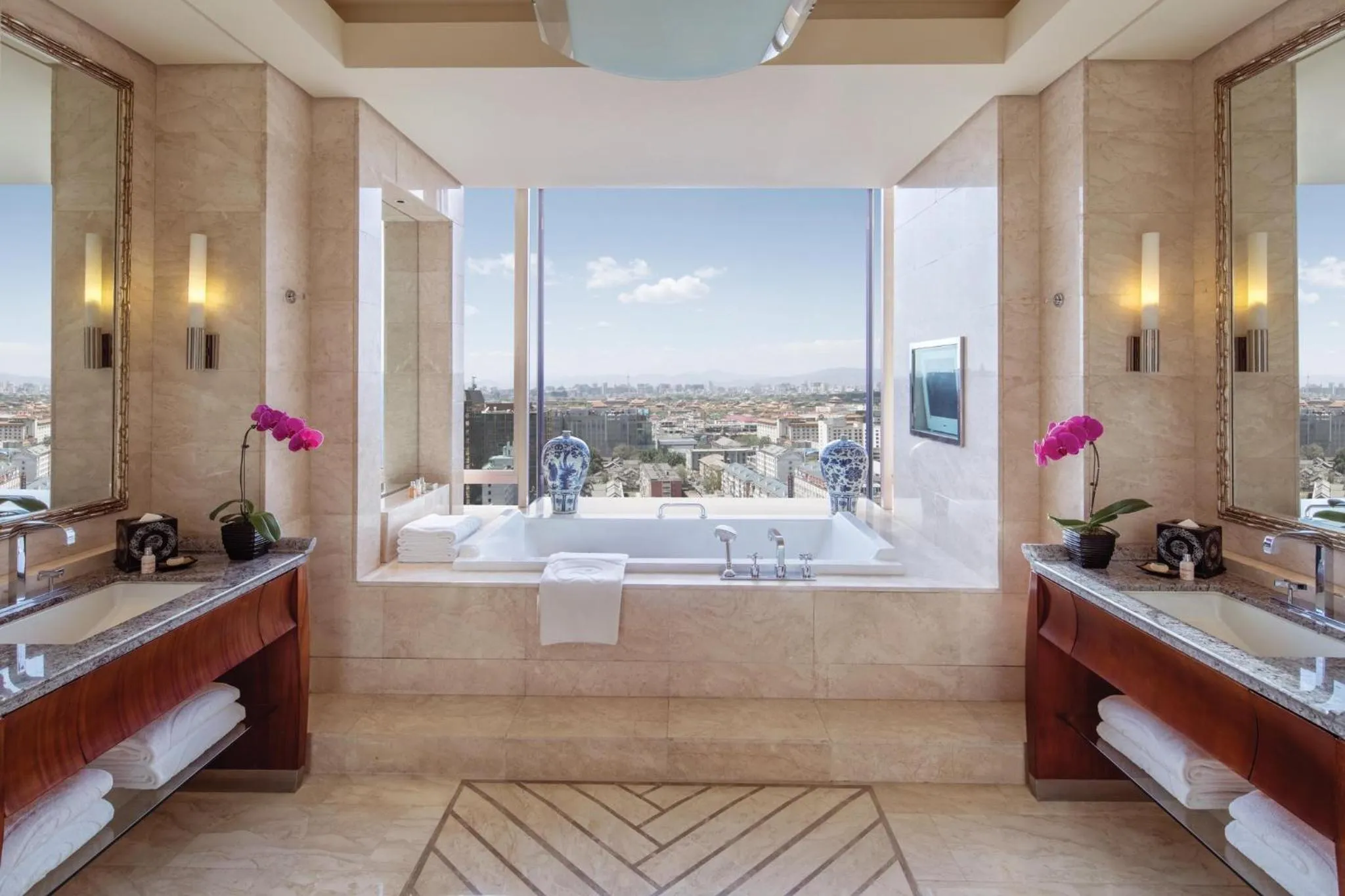 Bathroom in Regent Beijing