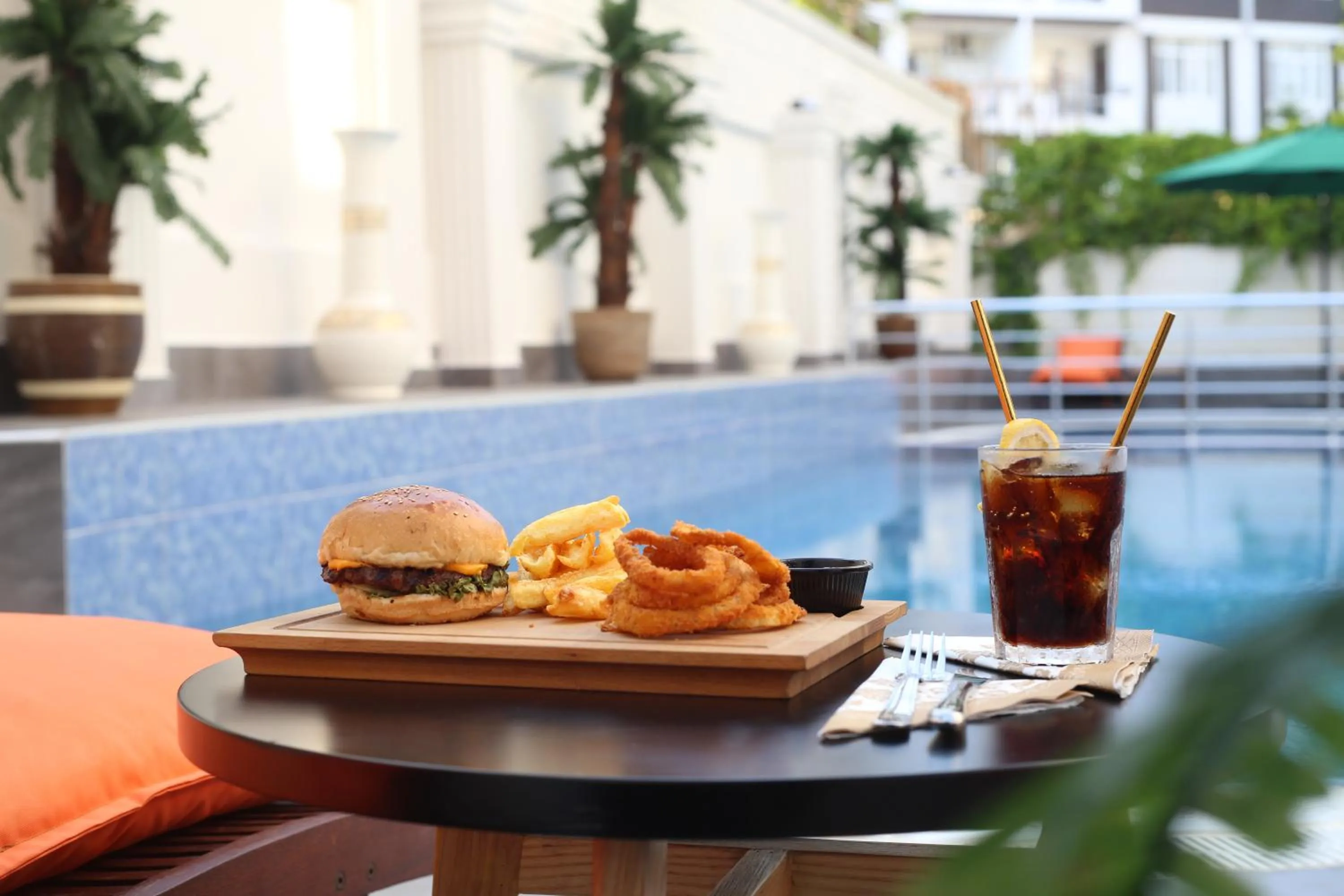 Restaurant/places to eat in Akayda Butik Hotel