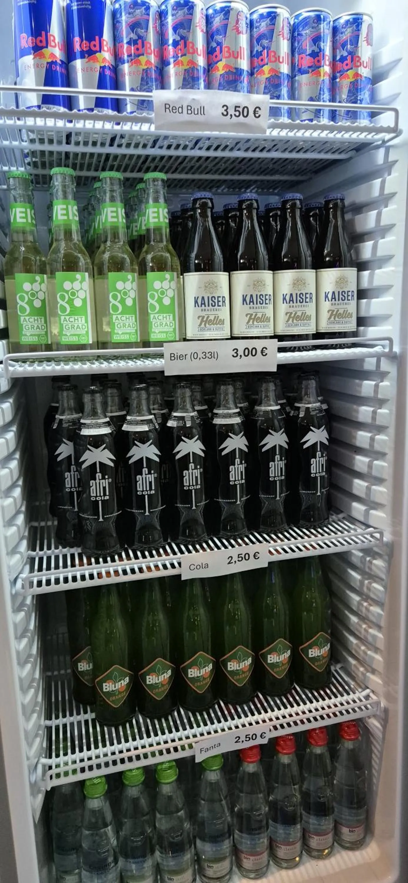 Lobby or reception in Melvi Hotel Göppingen