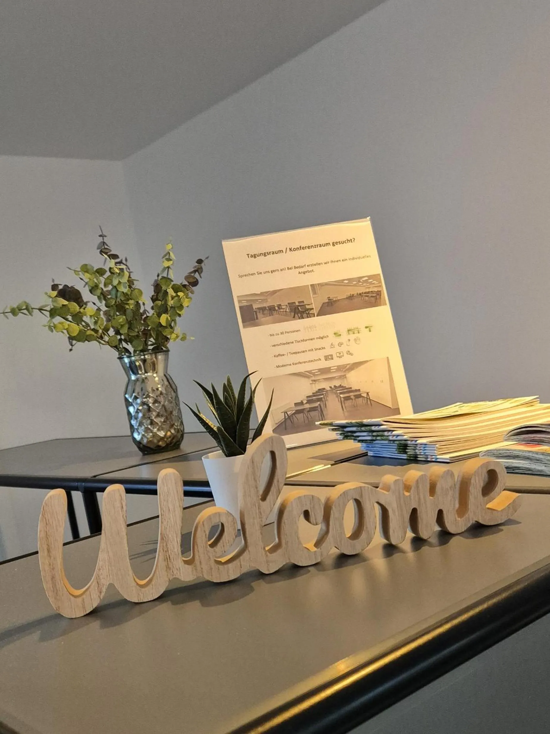 Lobby or reception in Melvi Hotel Göppingen