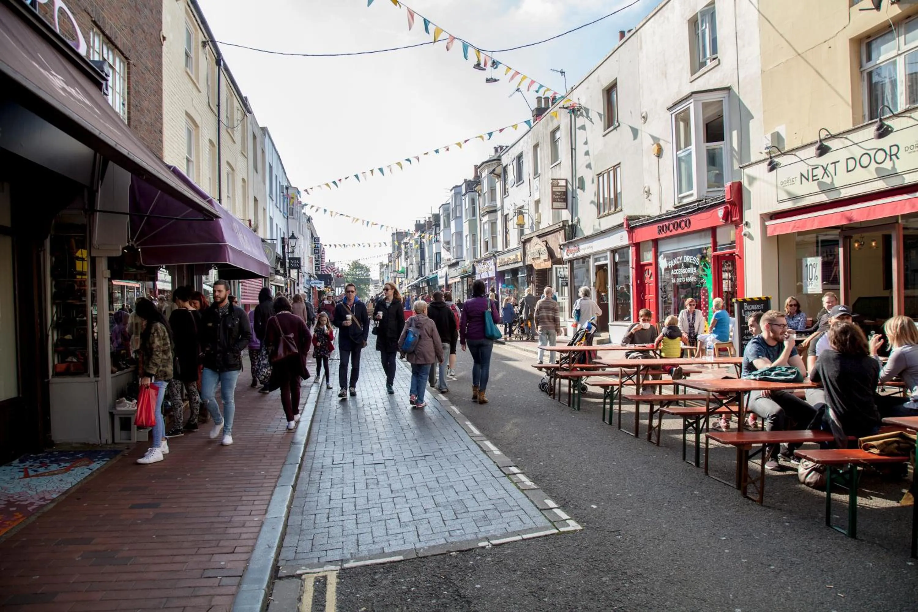 Restaurant/places to eat in Panoramic Pad with Free Parking - By My Getaways