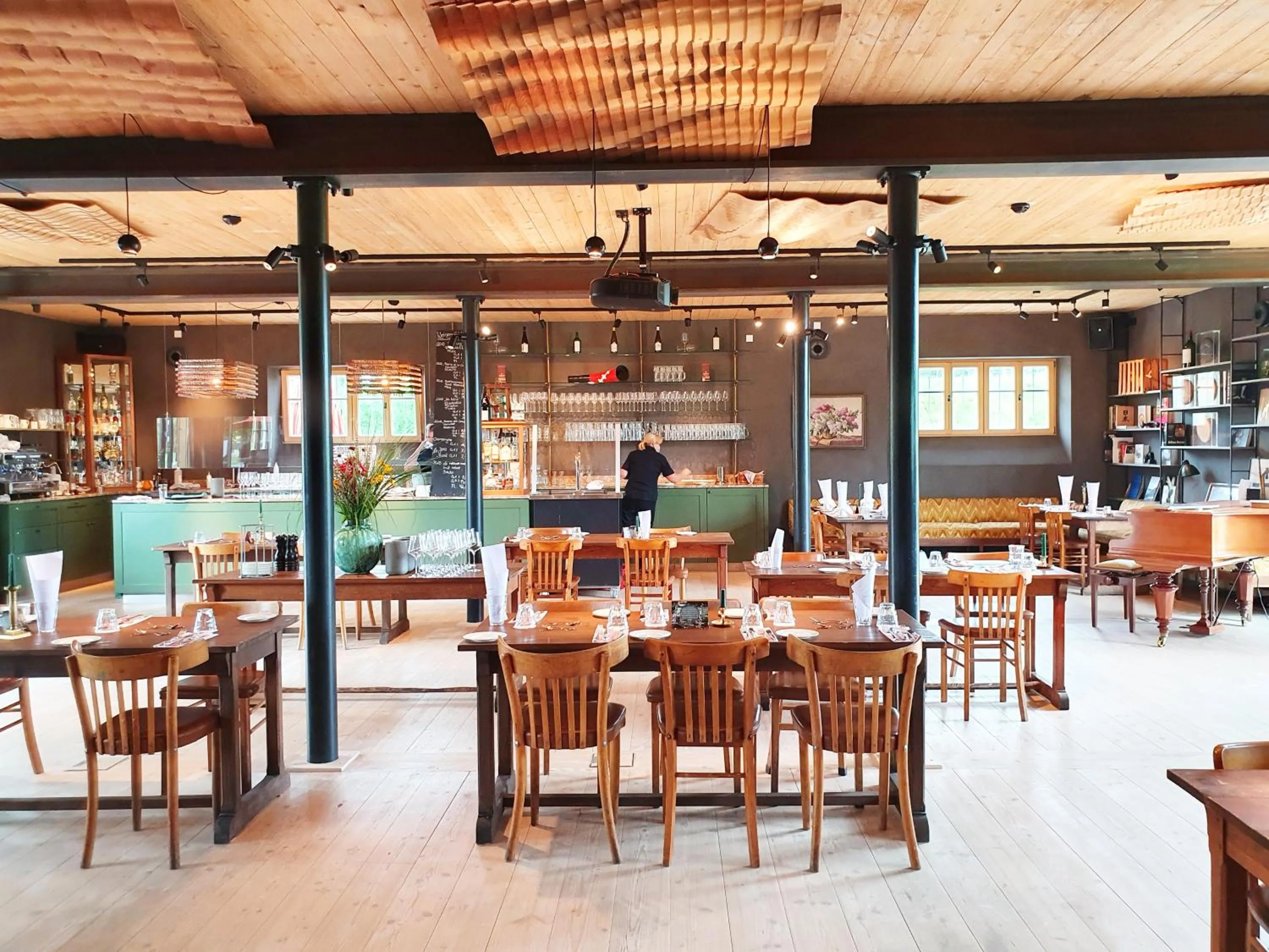 Restaurant/places to eat in Gut Sonnenhausen