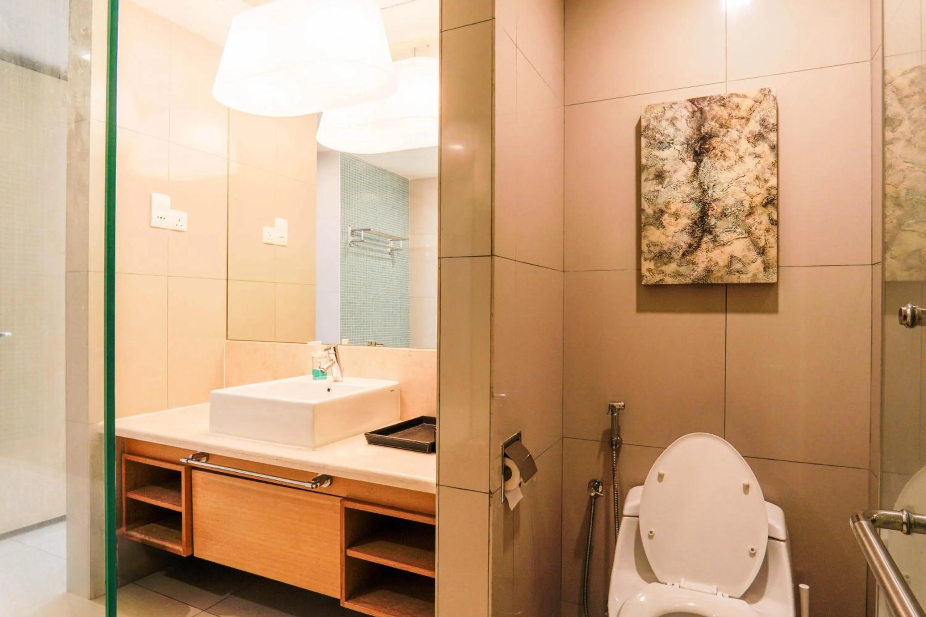 Shower in Lot 163 at Cormar Suites by Airhost