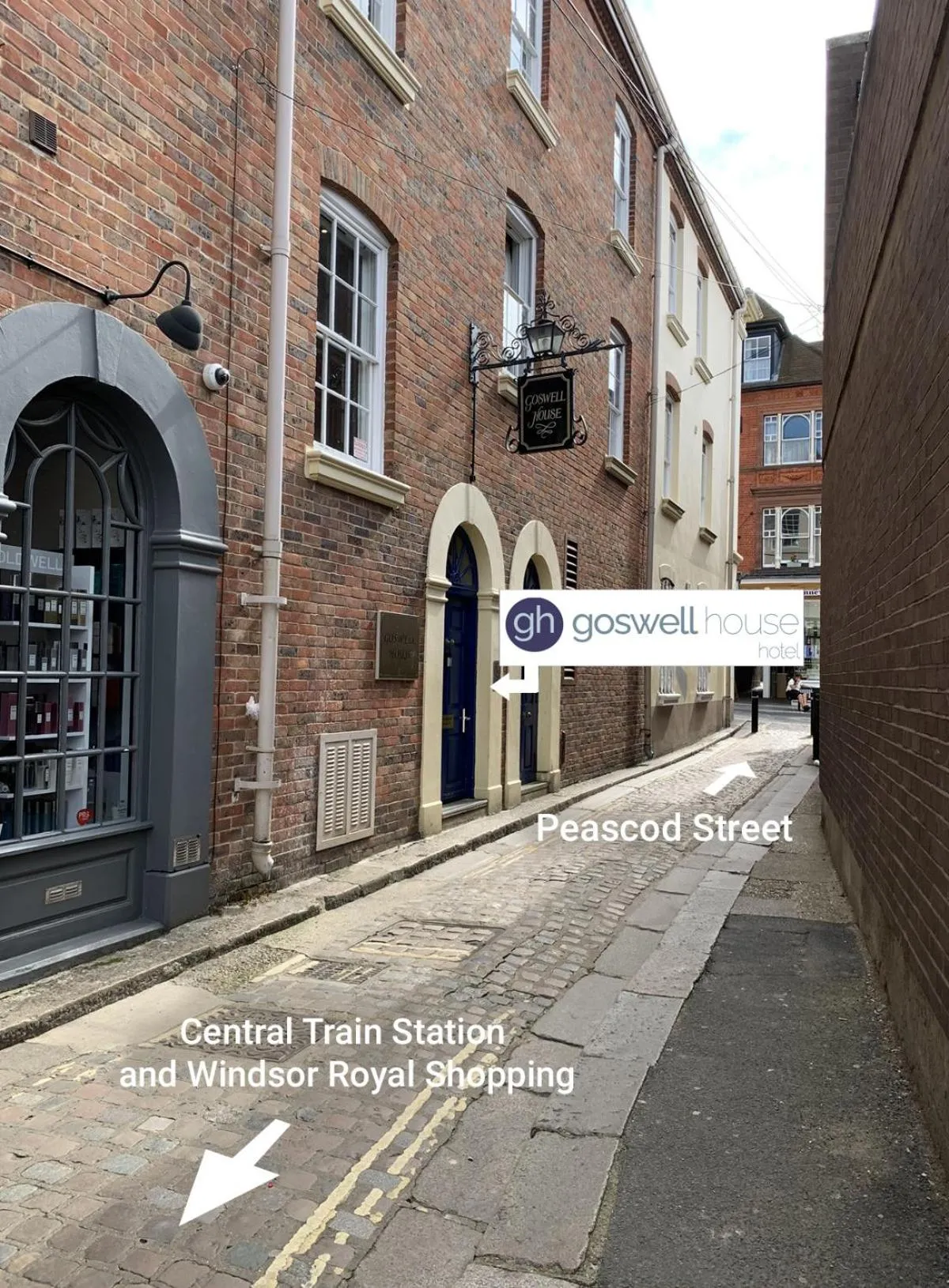 Facade/entrance in Goswell House Hotel central Windsor