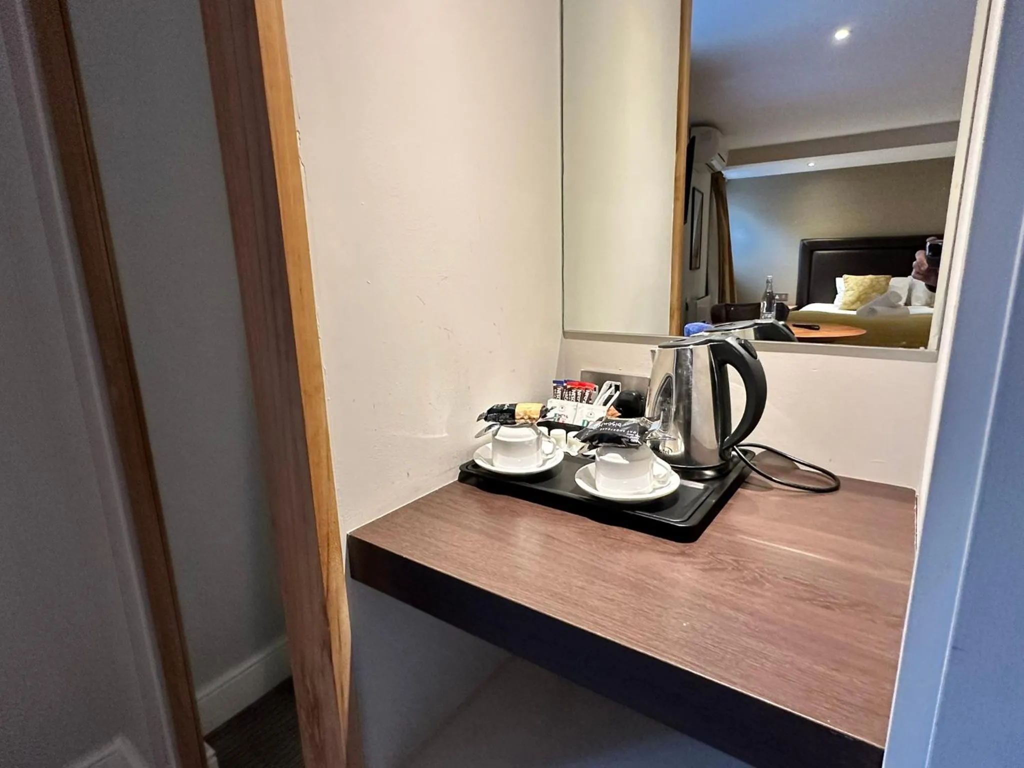 Coffee/tea facilities in Goswell House Hotel central Windsor