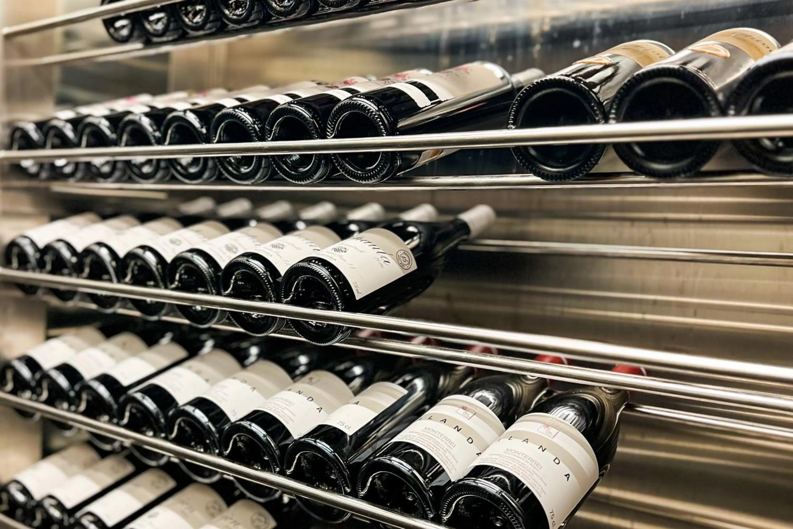 Restaurant/places to eat in Resort Cordial Santa Águeda & Perchel Beach Club