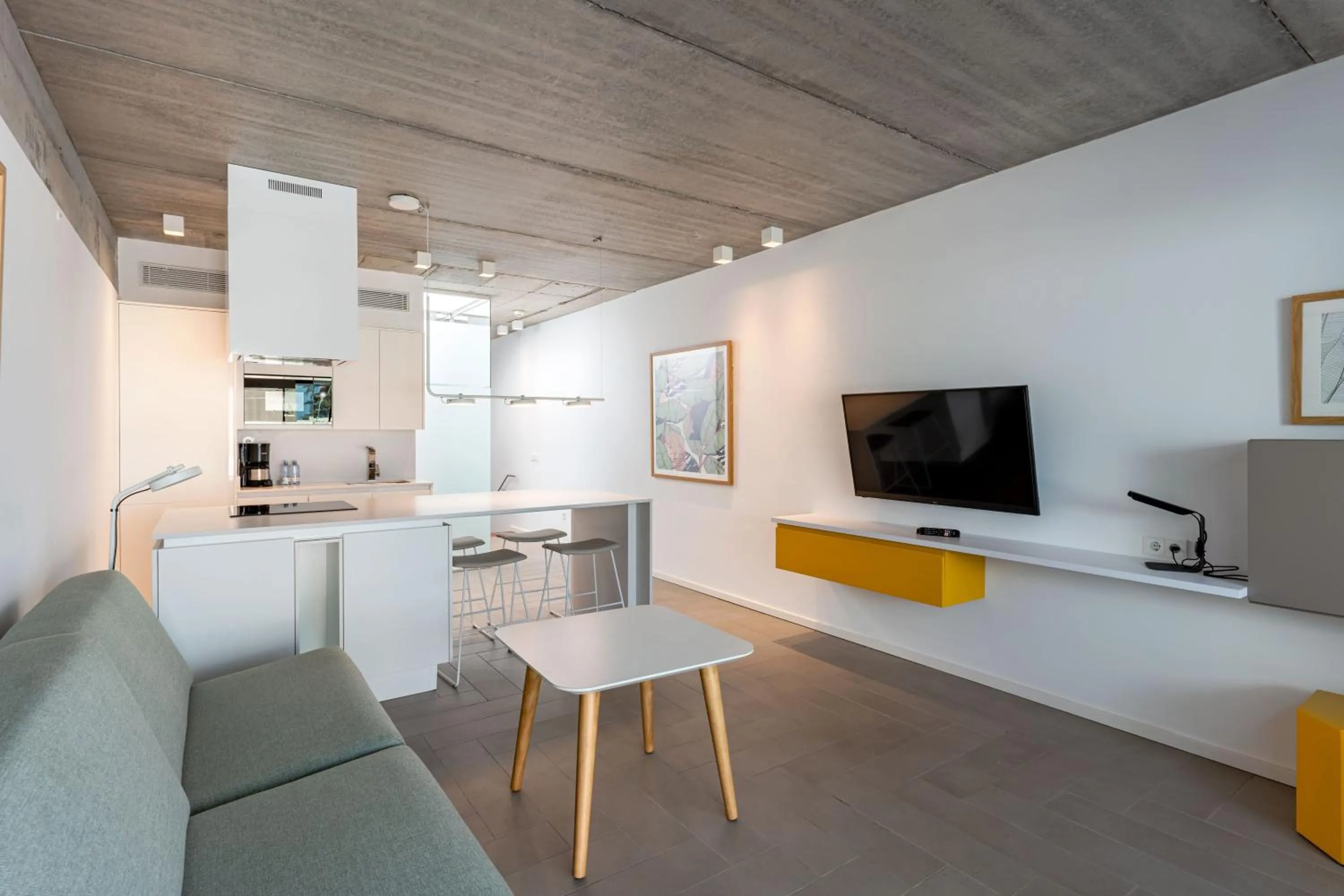 TV and multimedia in Resort Cordial Santa Águeda & Perchel Beach Club