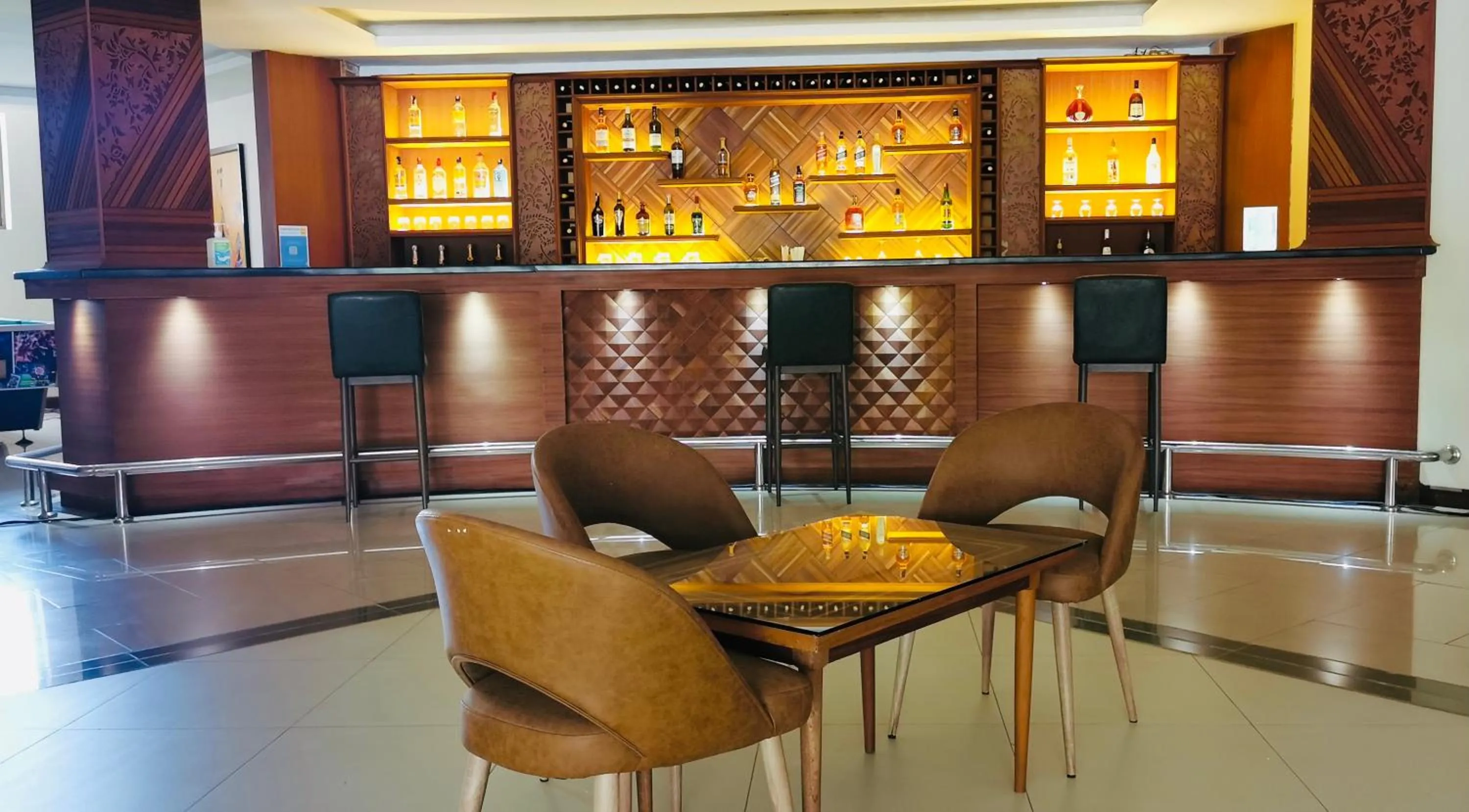 Lounge or bar in Kampala Nile Resort