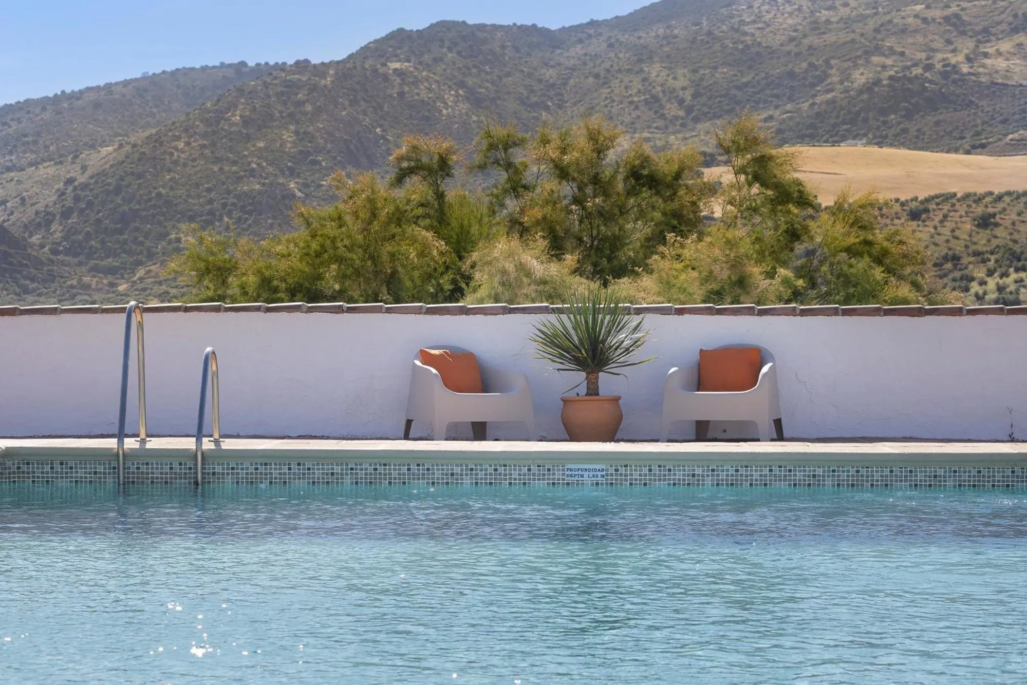 Pool view in Boutique B&B Cortijo Valverde Álora