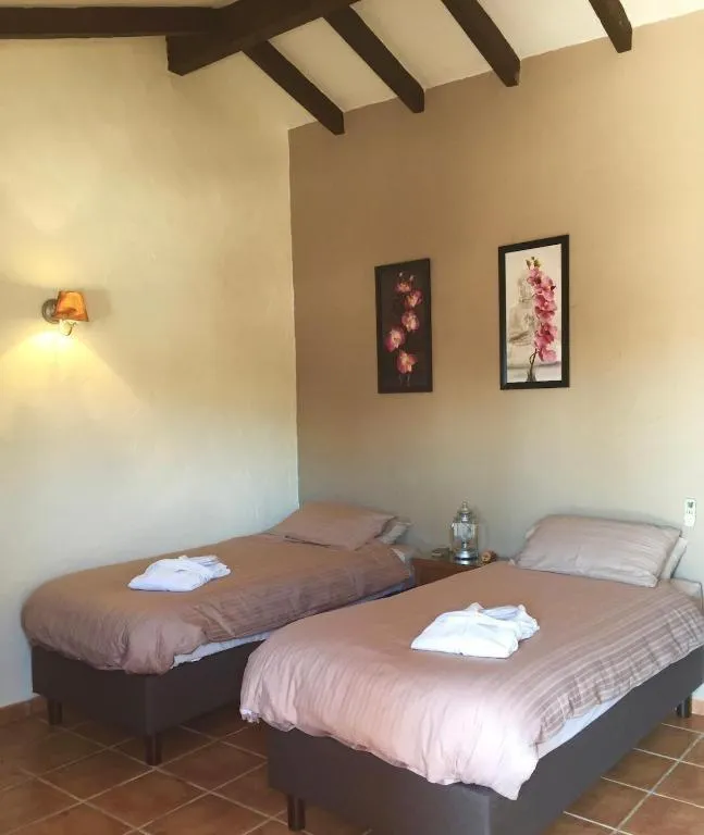 Standard Twin Room in Boutique B&B Cortijo Valverde Álora