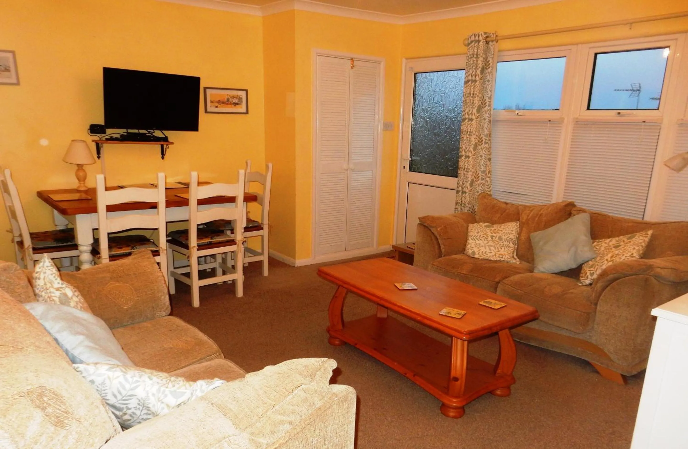 Living room in Sheena's Dartmouth Chalets