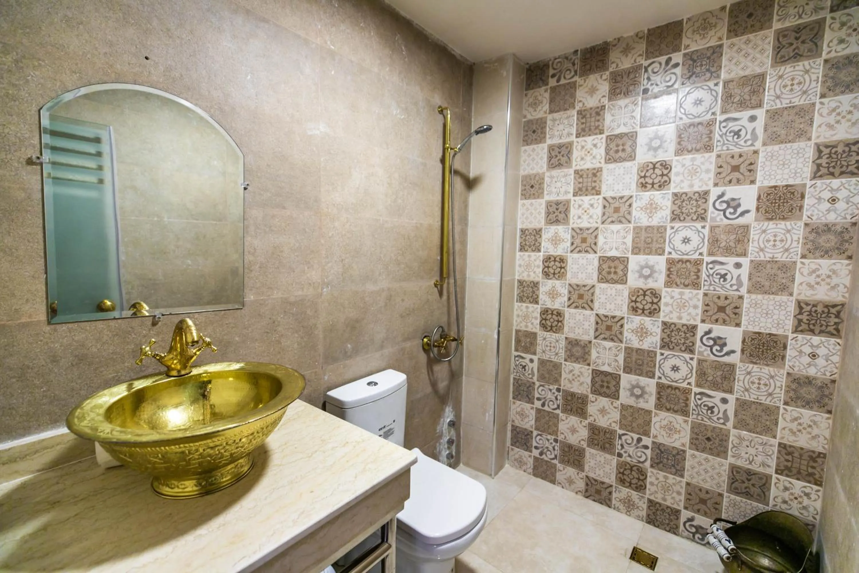 Bathroom in Palais Shazam & SPA