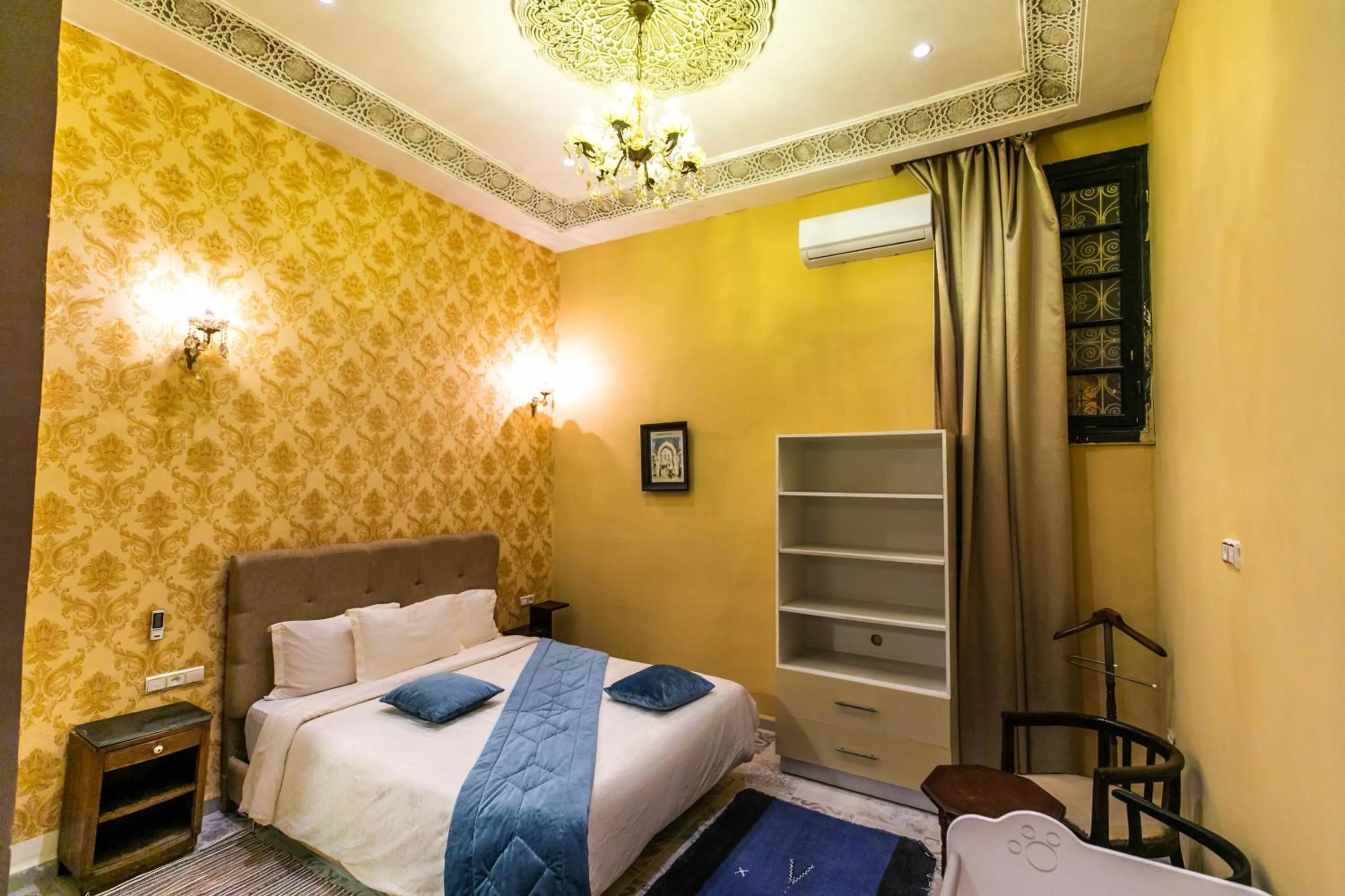 Bedroom, Bed in Palais Shazam & SPA