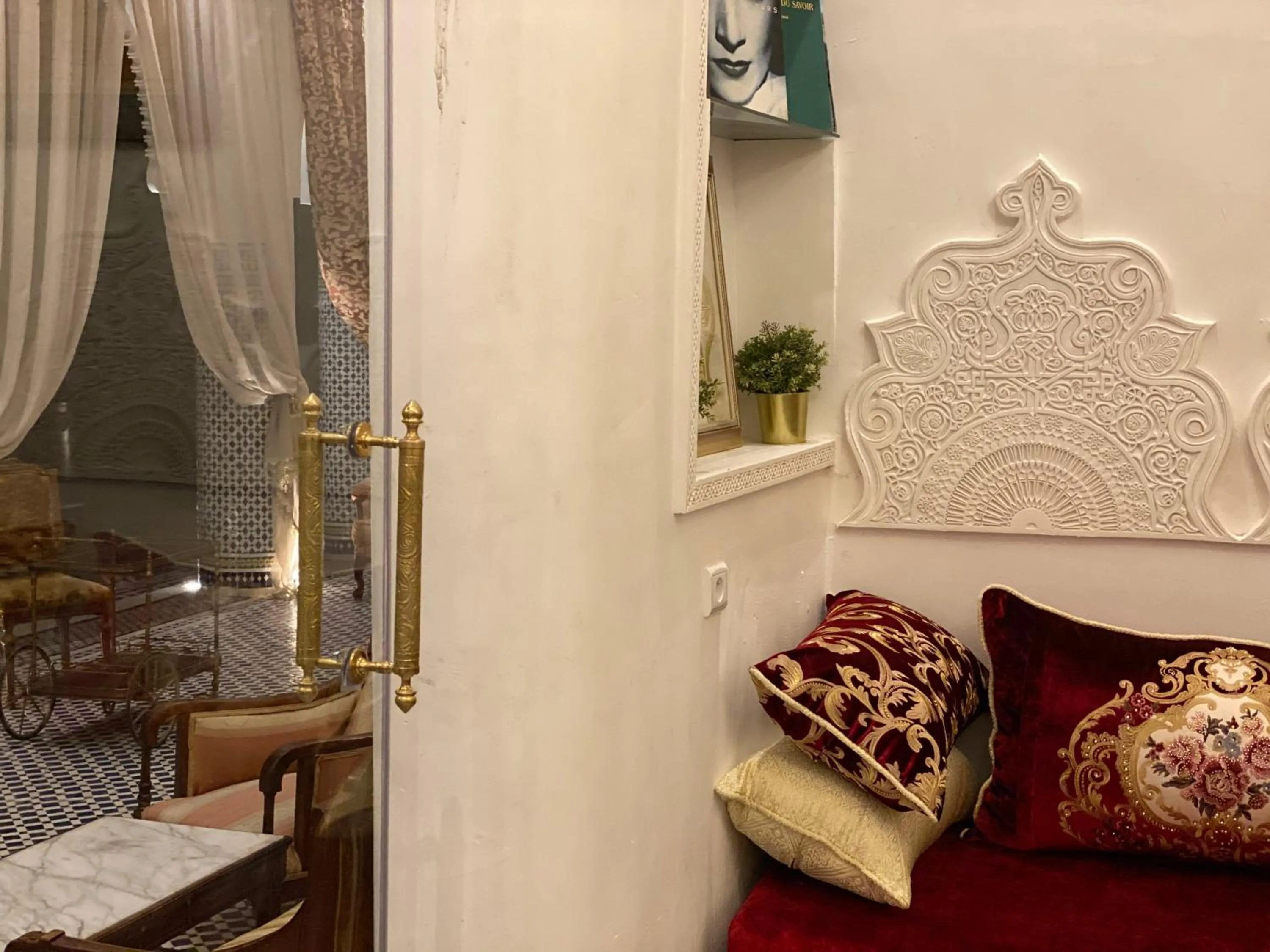 Decorative detail in Palais Shazam & SPA