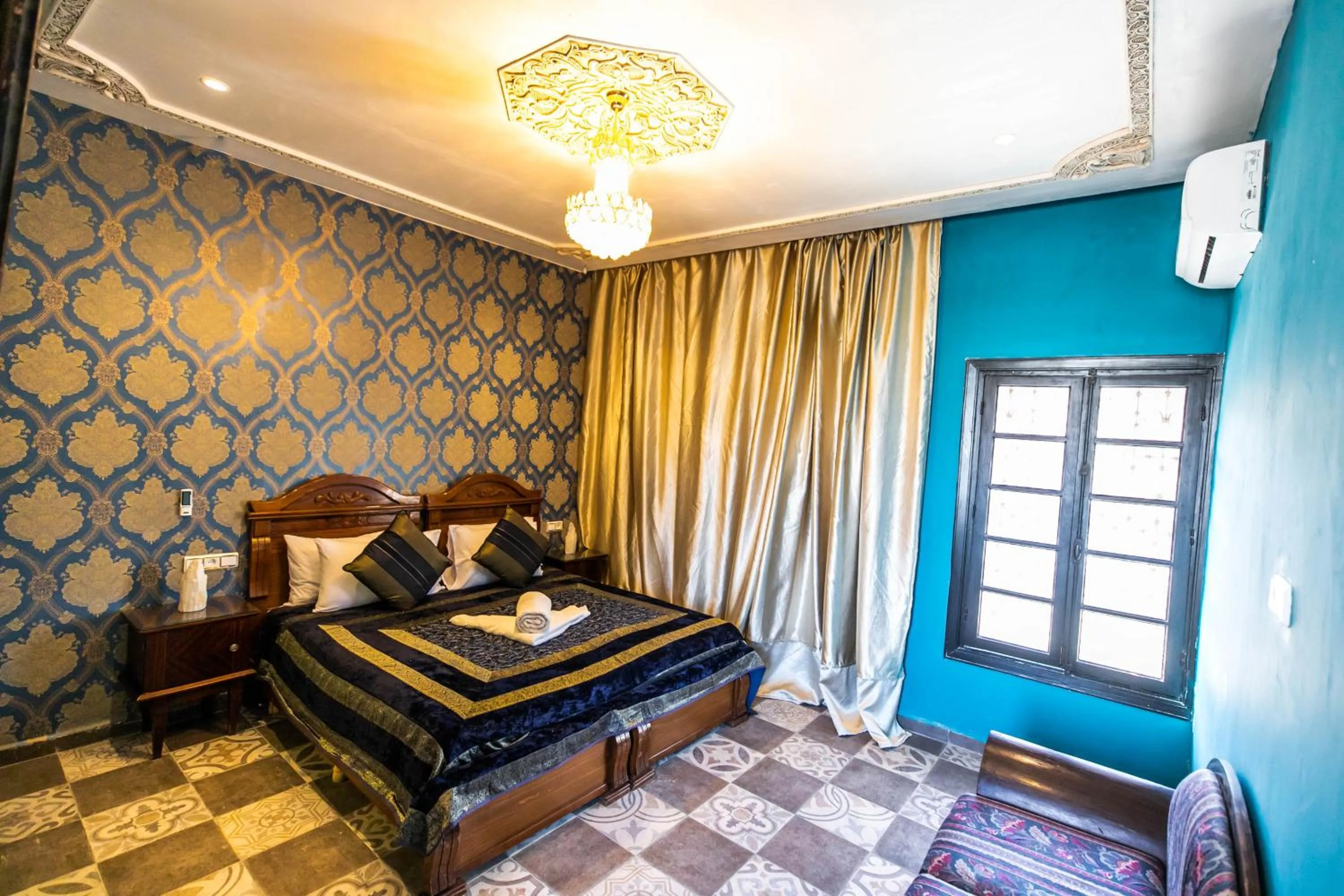 Bedroom, Bed in Palais Shazam & SPA