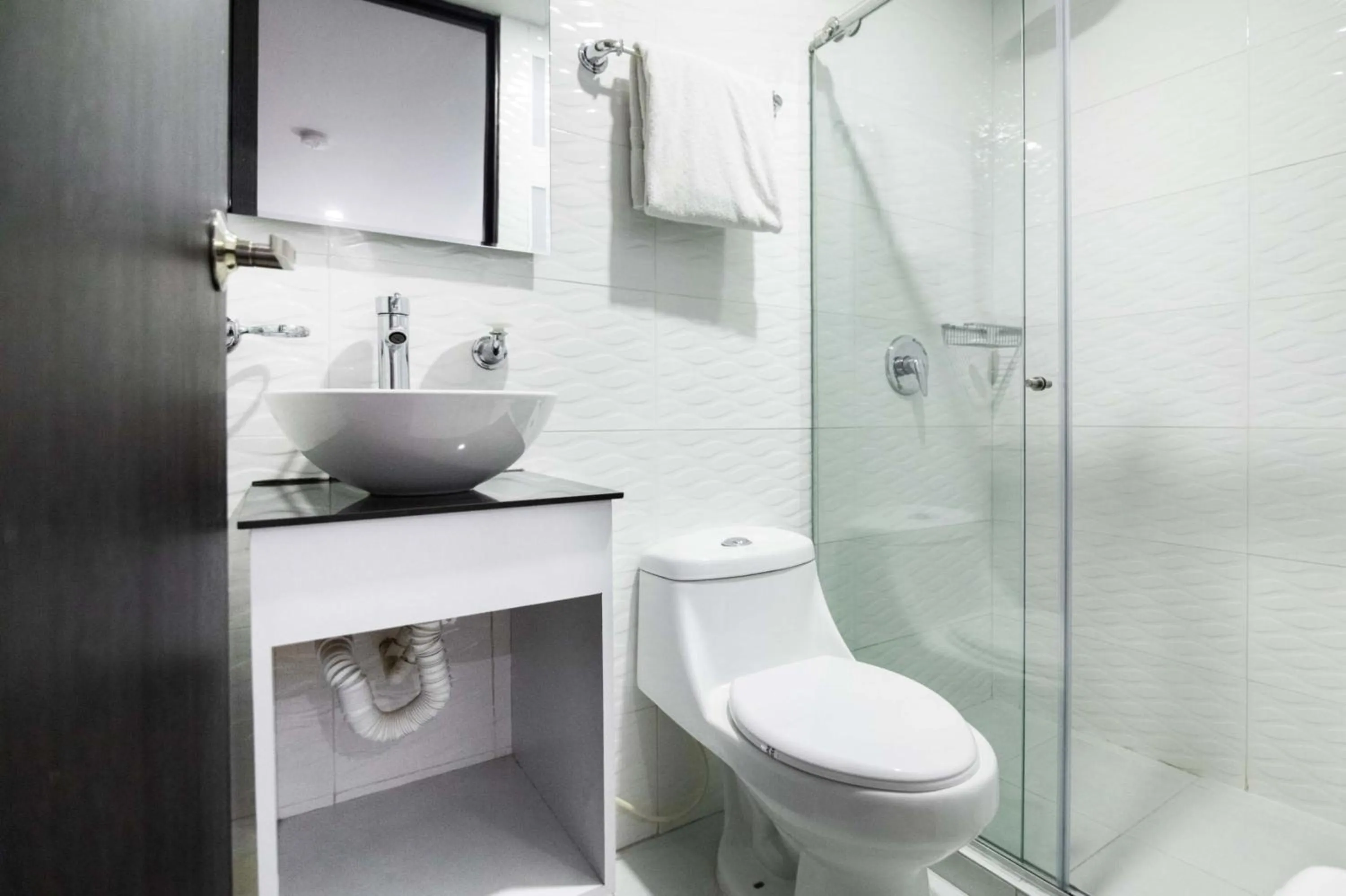 Shower in Hotel Z3 Pereira