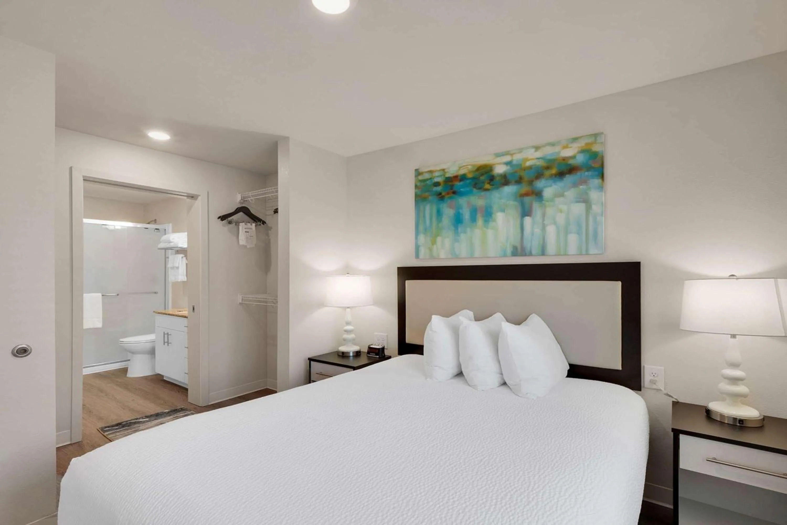Photo of the whole room, Bed in WaterWalk Extended Stay by Wyndham Charlotte - Arrowood