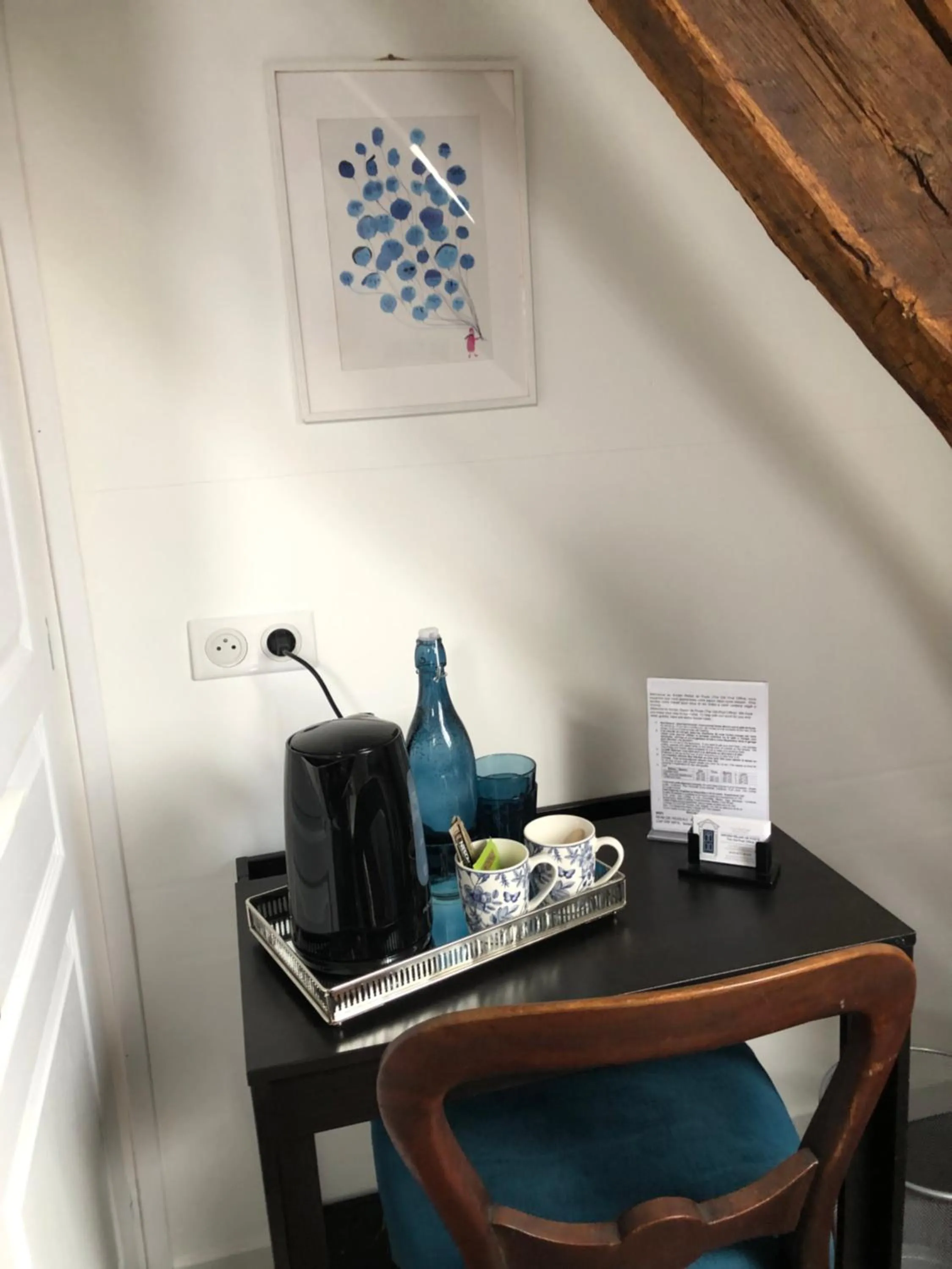 Coffee/tea facilities in Ancien Relais de Poste The Old Post Office