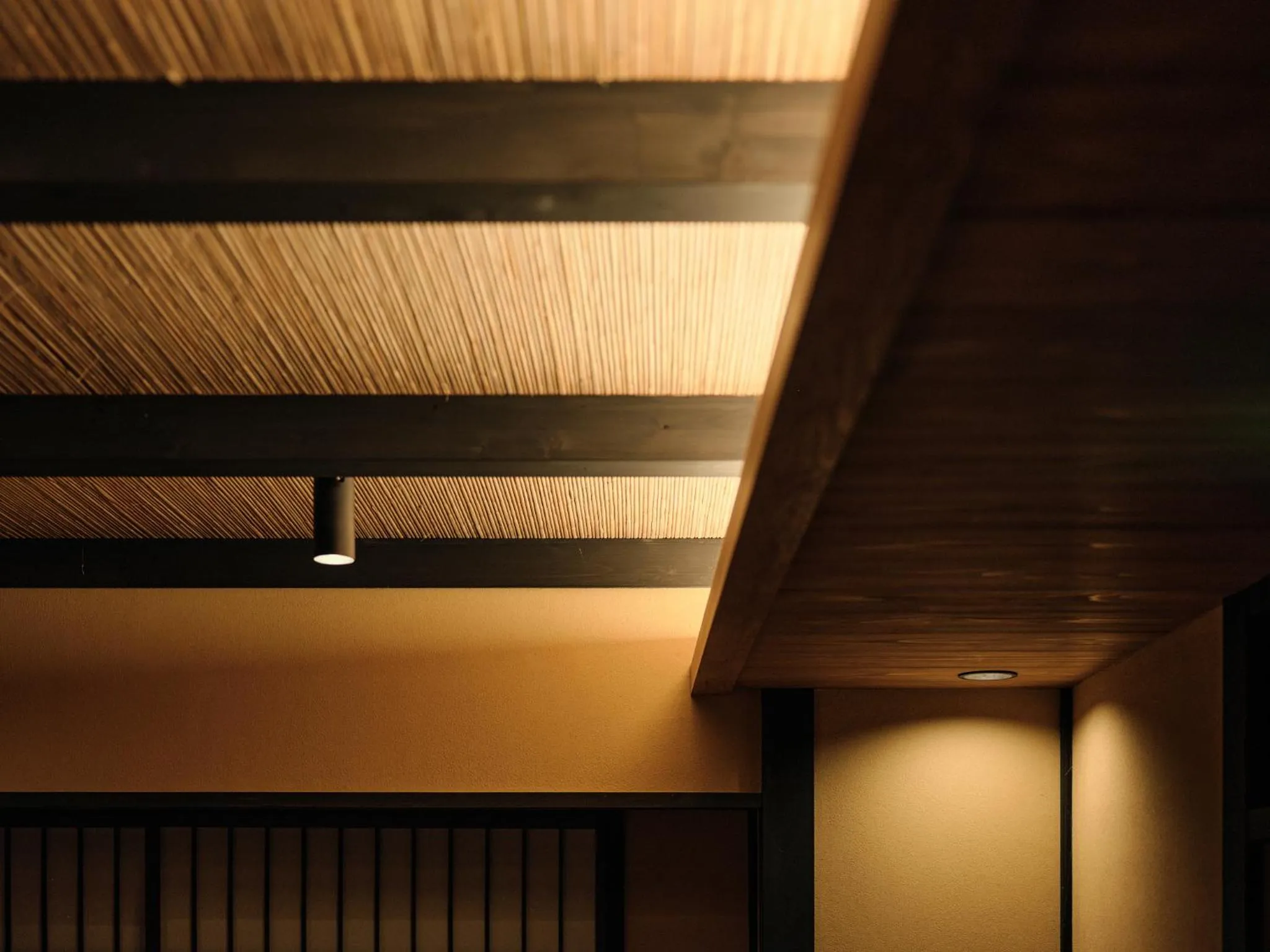 Decorative detail in Tsumugi Nishinotoinhanayacho