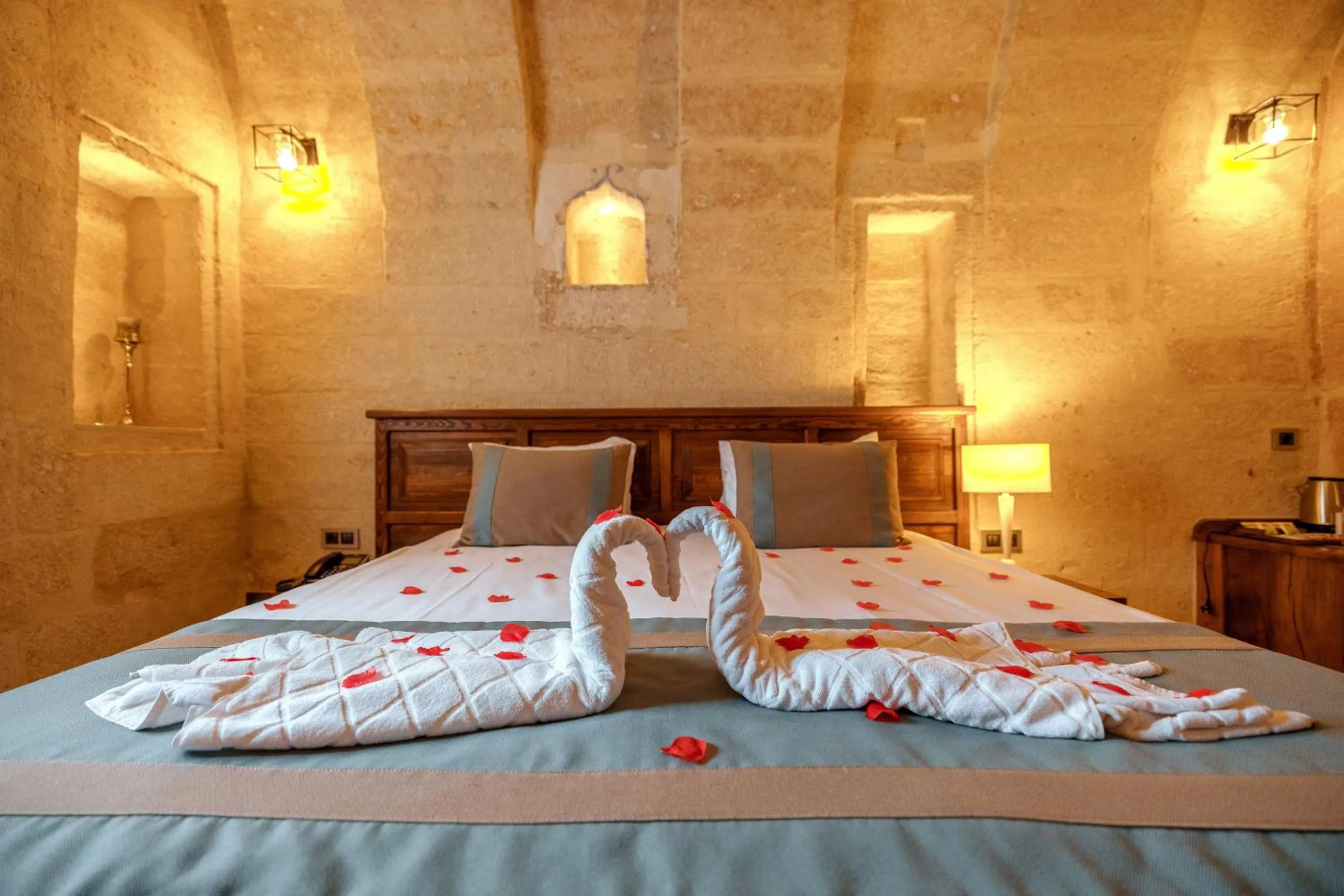 Bed in Misty Cave Hotel