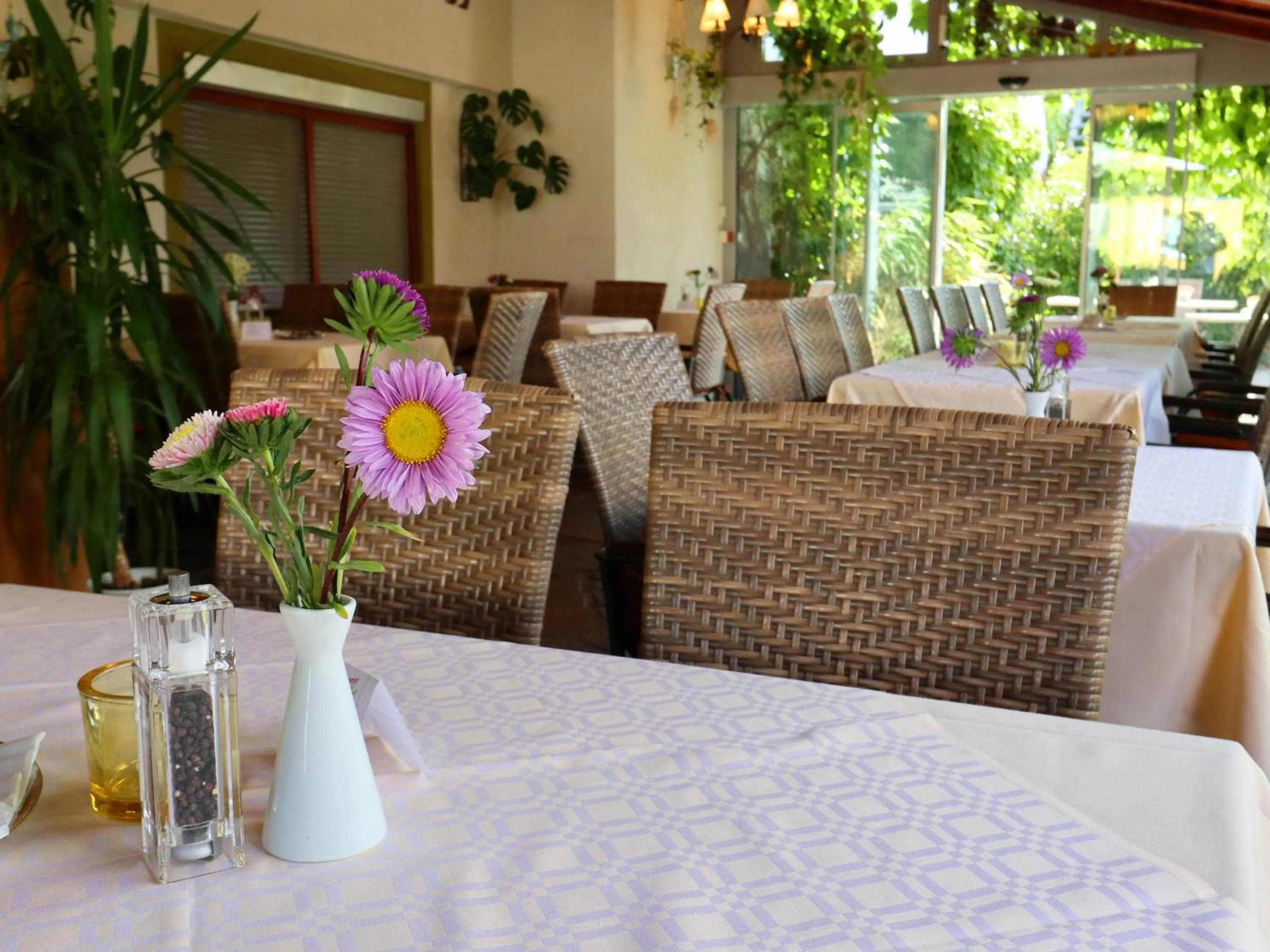 Restaurant/places to eat in Hotel - Restaurant Hirschen - Werneths Landgasthof beim Europa- Park Rust