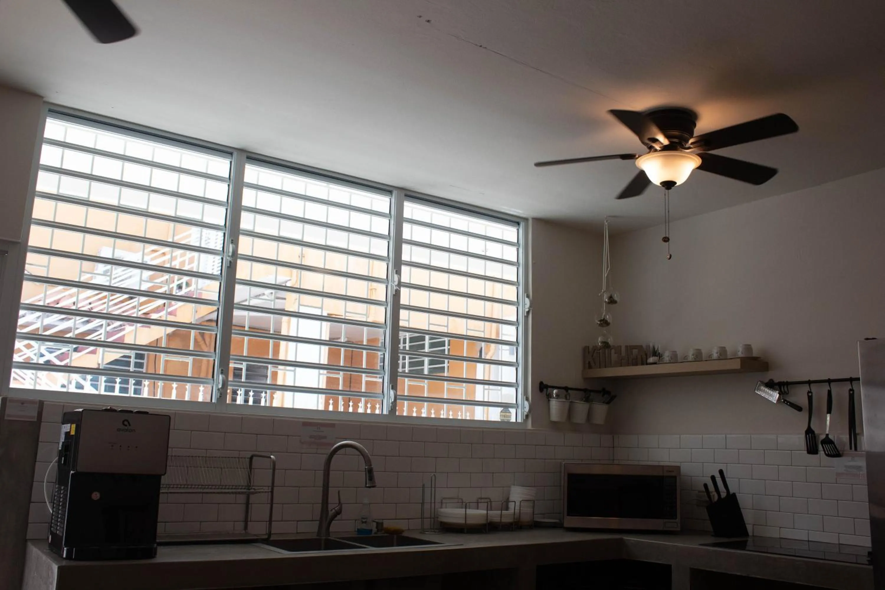 Communal kitchen in The Emerald PR